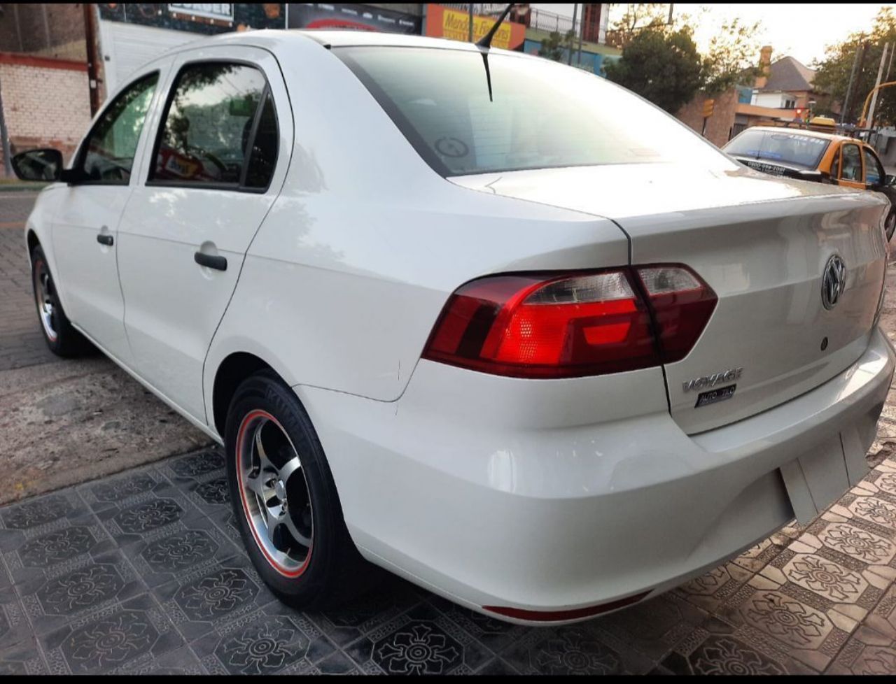 Volkswagen Voyage Usado en Mendoza, deRuedas