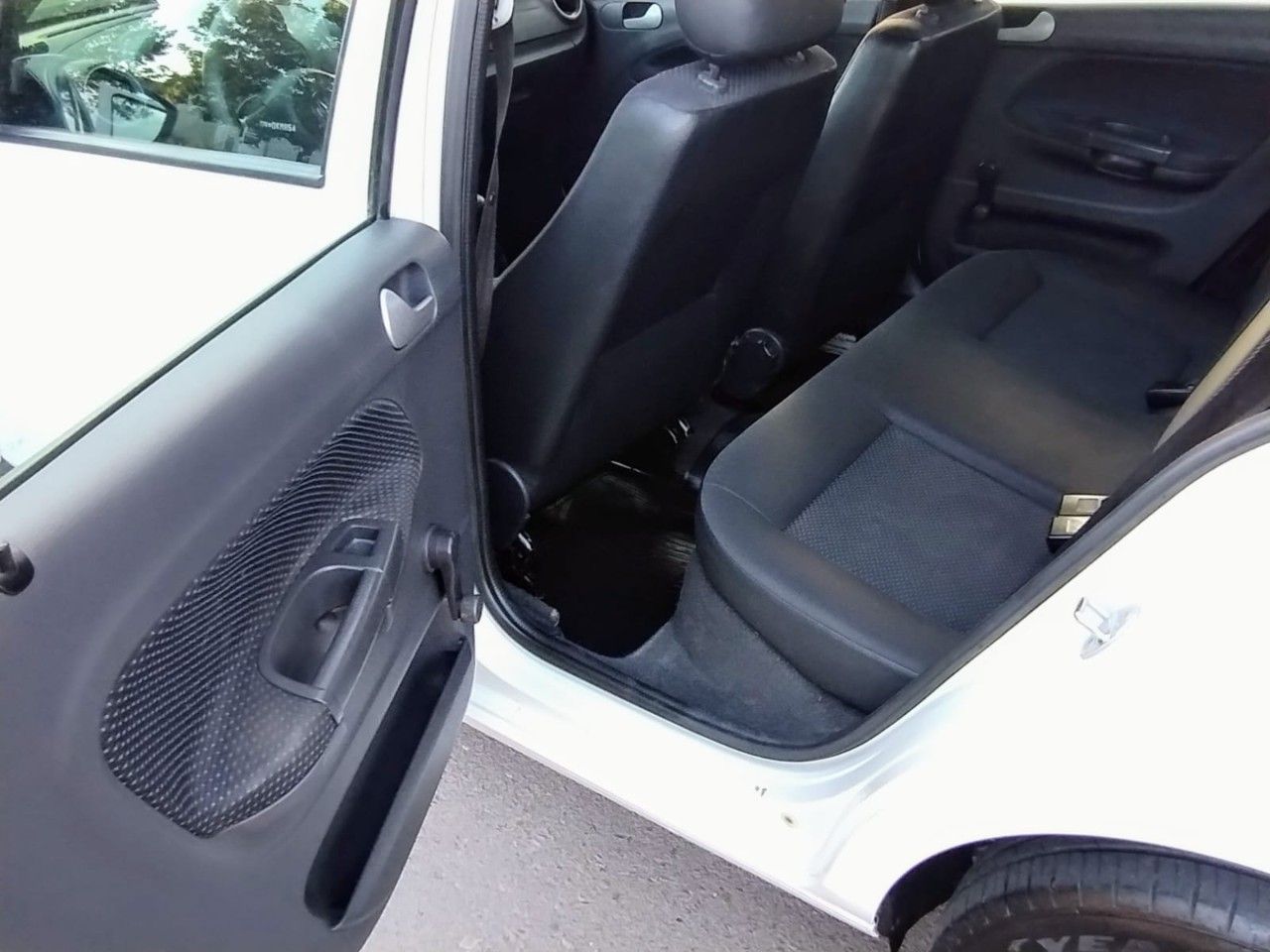 Volkswagen Voyage Usado en Mendoza, deRuedas