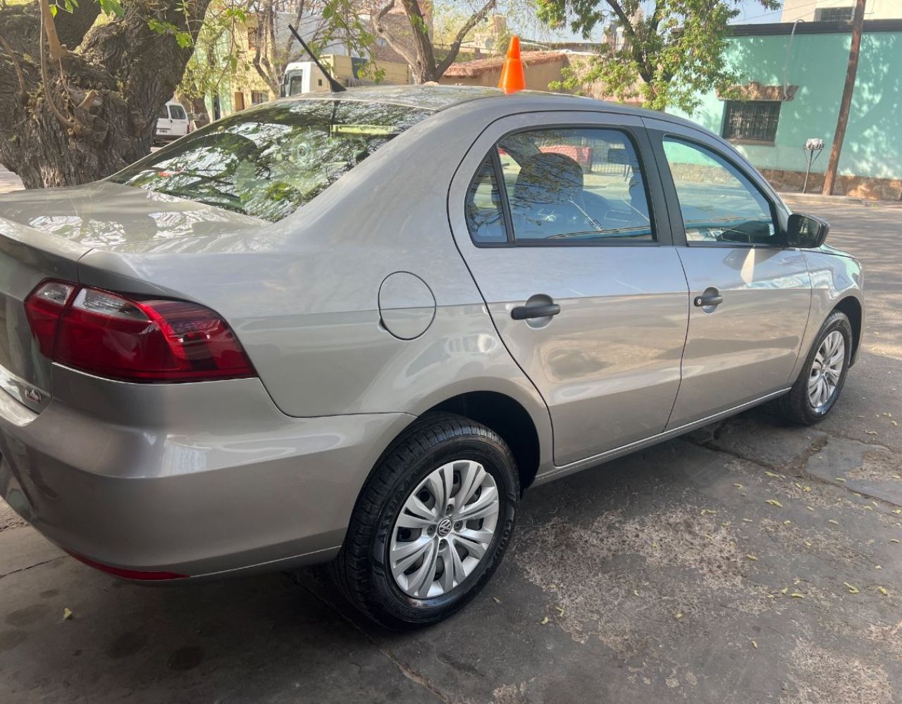Volkswagen Voyage Usado Financiado en Mendoza, deRuedas