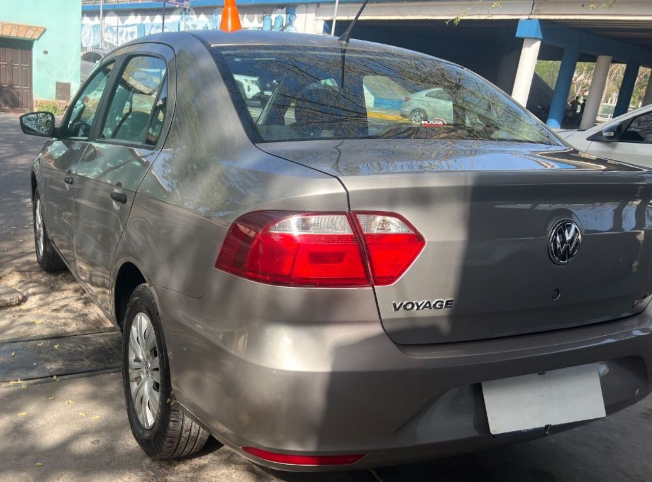 Volkswagen Voyage Usado Financiado en Mendoza, deRuedas