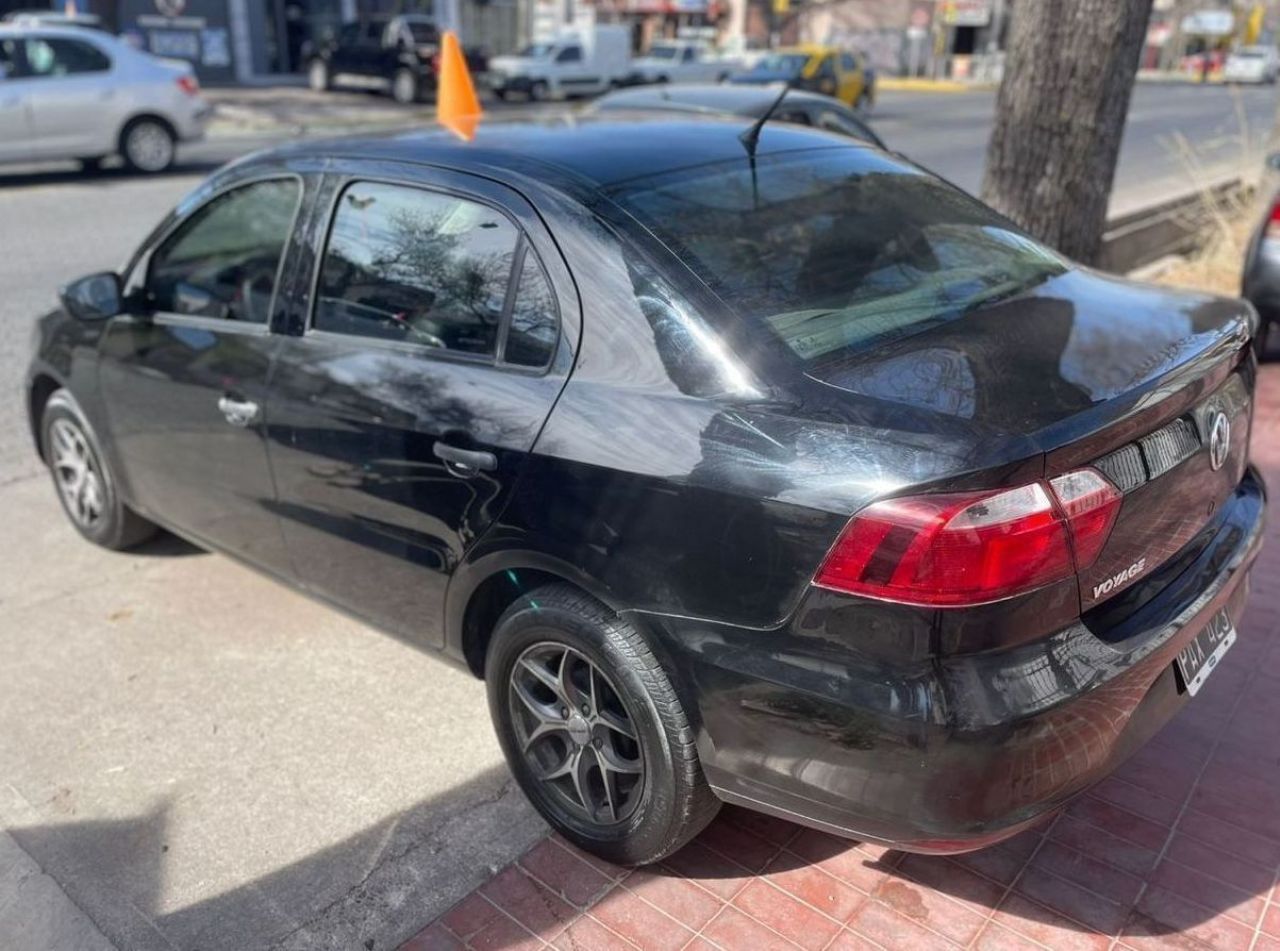 Volkswagen Voyage Usado Financiado en Mendoza, deRuedas