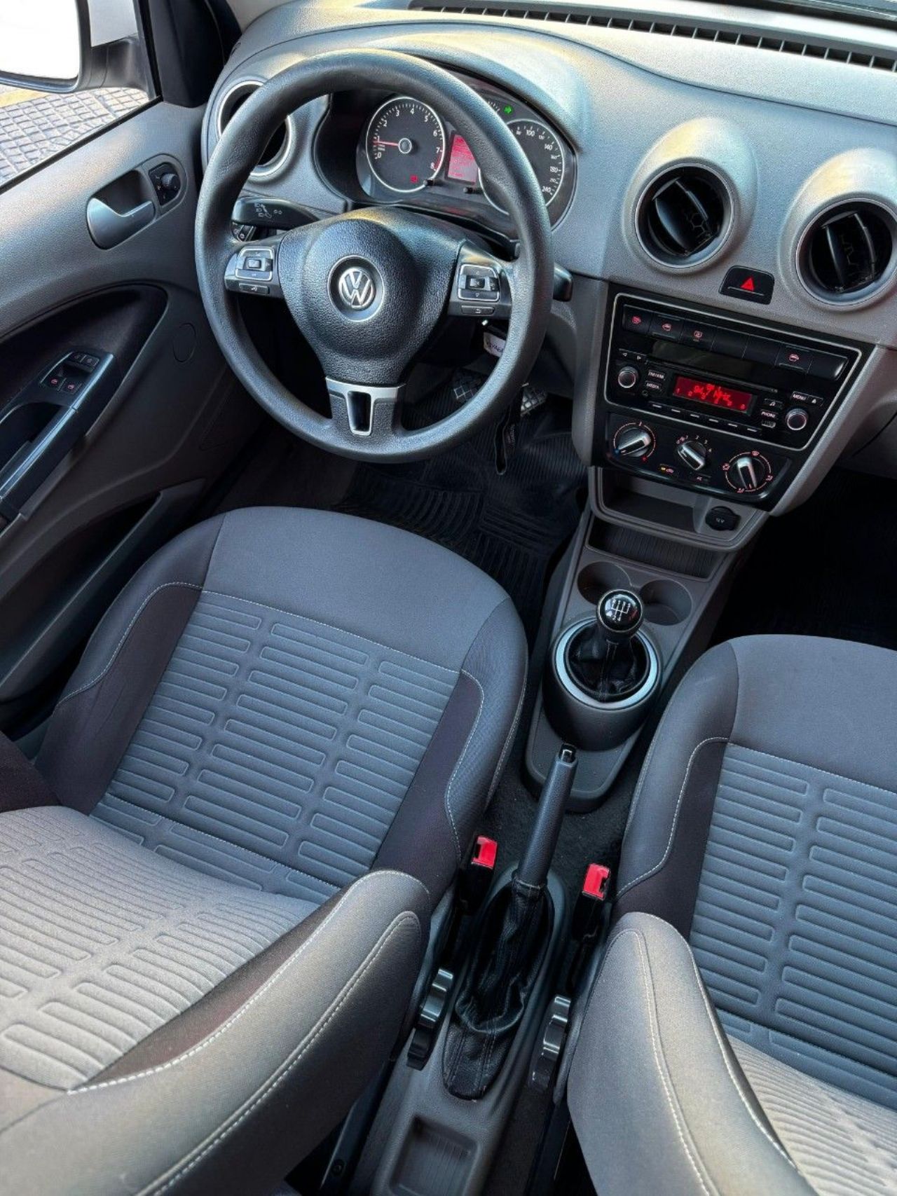 Volkswagen Voyage Usado Financiado en Córdoba, deRuedas