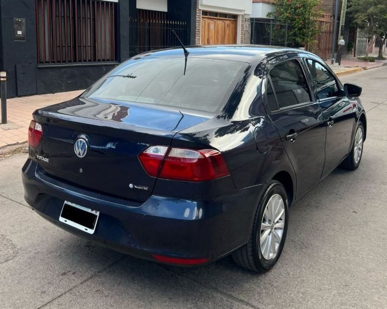 Volkswagen Voyage Usado en Mendoza, deRuedas