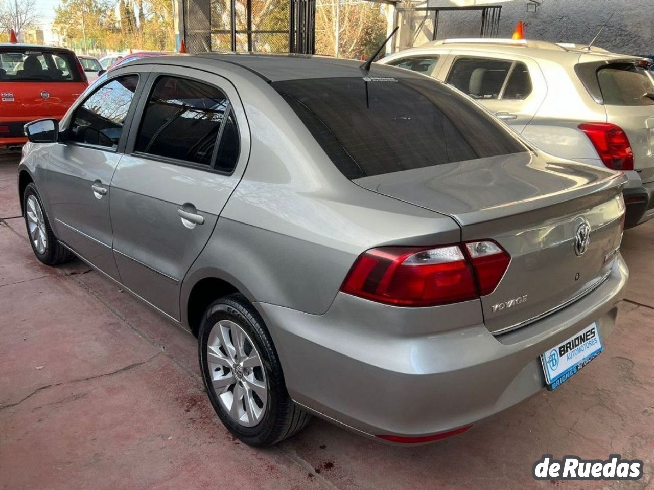 Volkswagen Voyage Usado en Mendoza, deRuedas