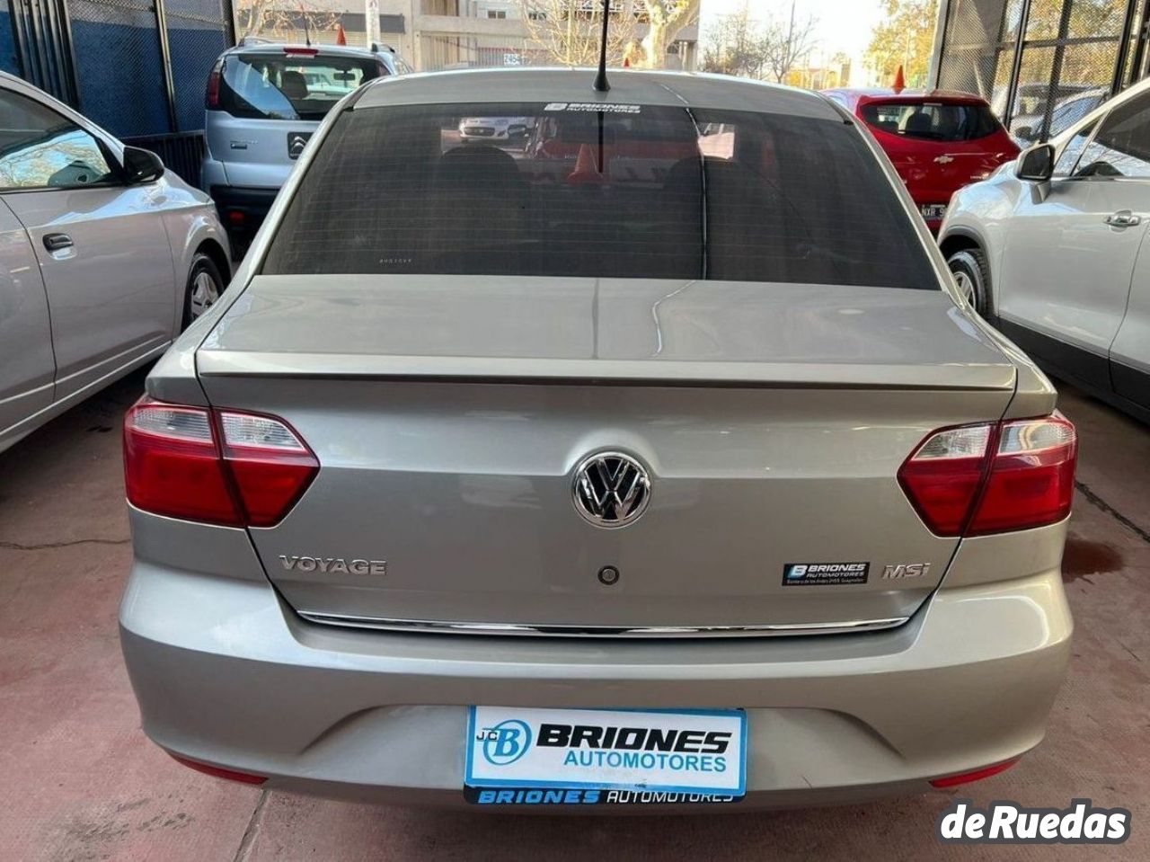 Volkswagen Voyage Usado en Mendoza, deRuedas