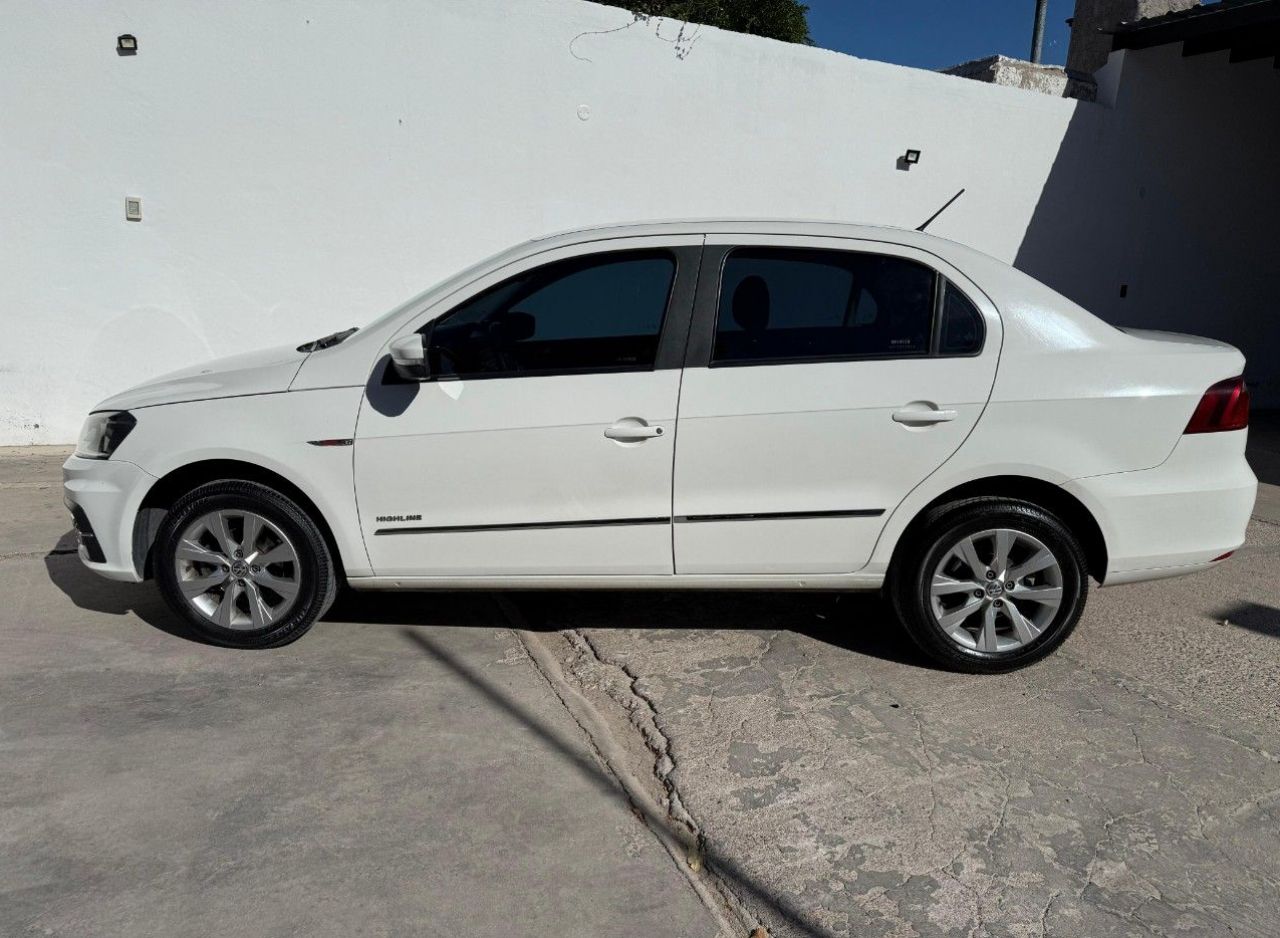 Volkswagen Voyage Usado Financiado en Mendoza, deRuedas