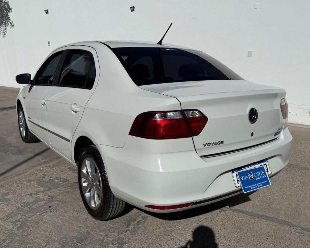 Volkswagen Voyage Usado Financiado en Mendoza, deRuedas