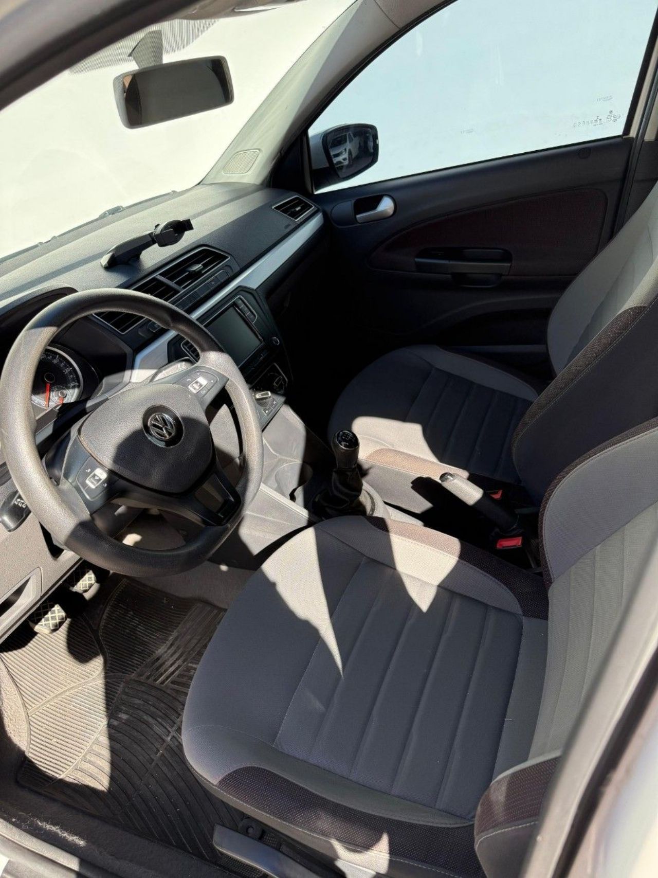 Volkswagen Voyage Usado Financiado en Mendoza, deRuedas