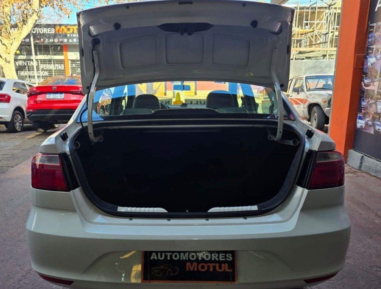 Volkswagen Voyage Usado en Mendoza, deRuedas