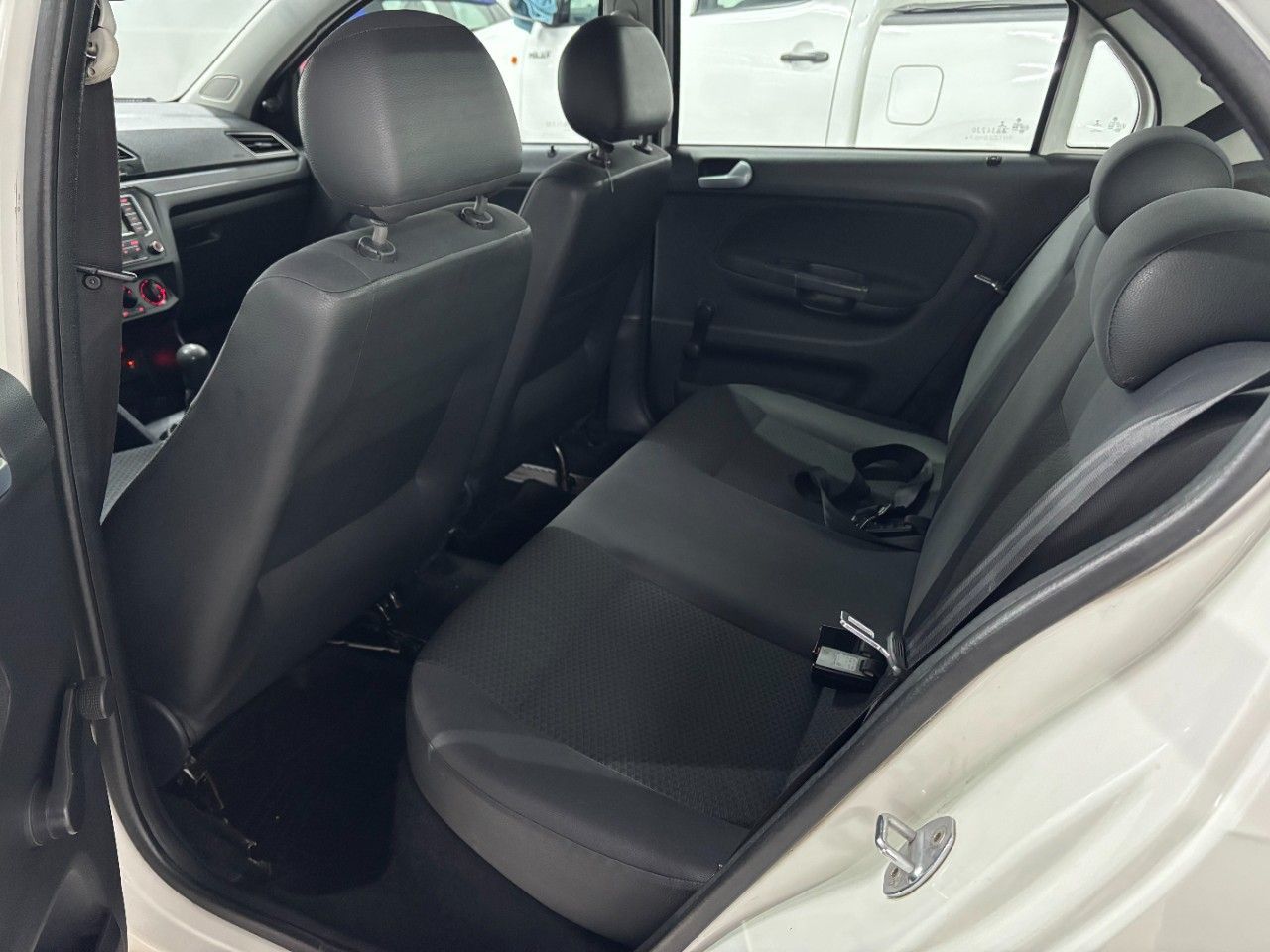 Volkswagen Voyage Usado en Mendoza, deRuedas