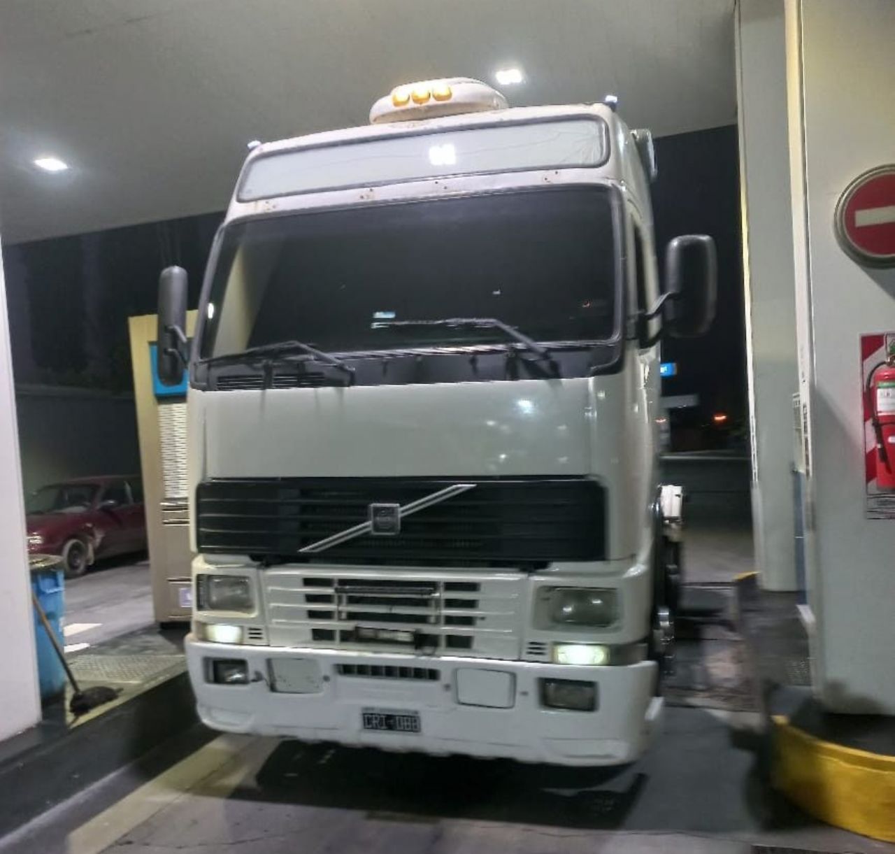 Volvo FH Usado en Mendoza, deRuedas
