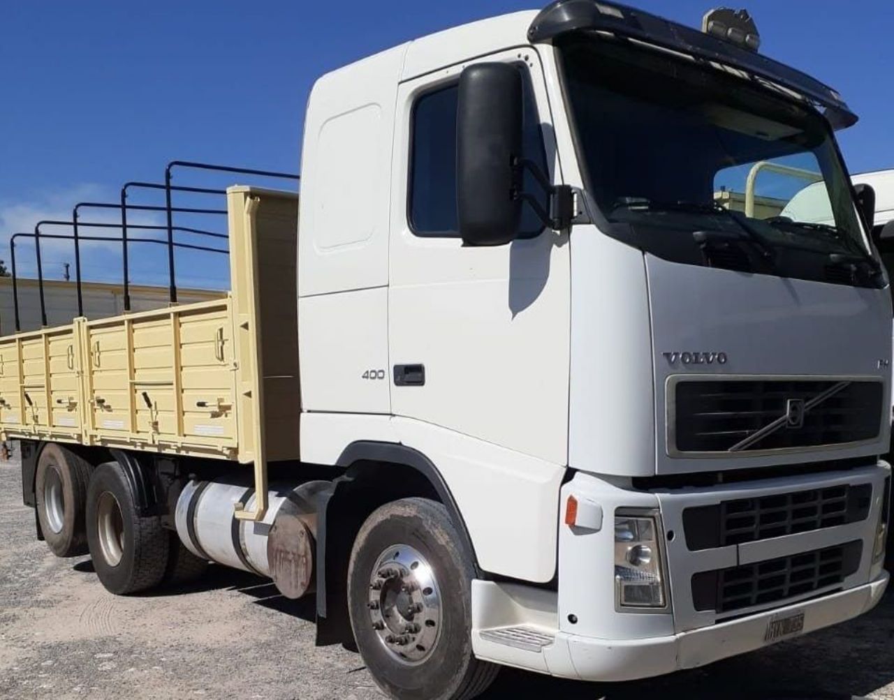 Volvo FH Usado en Santa Fe, deRuedas