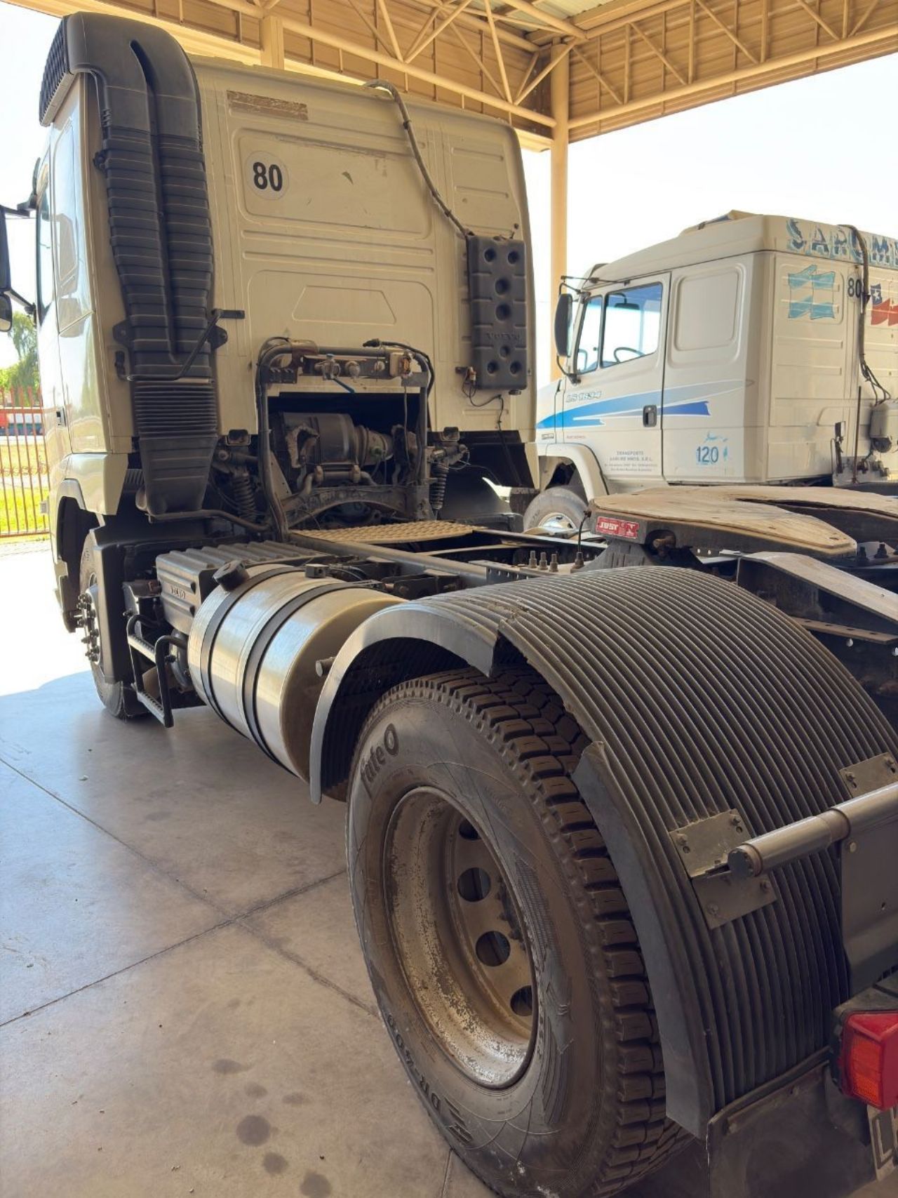 Volvo FH Usado en Mendoza, deRuedas