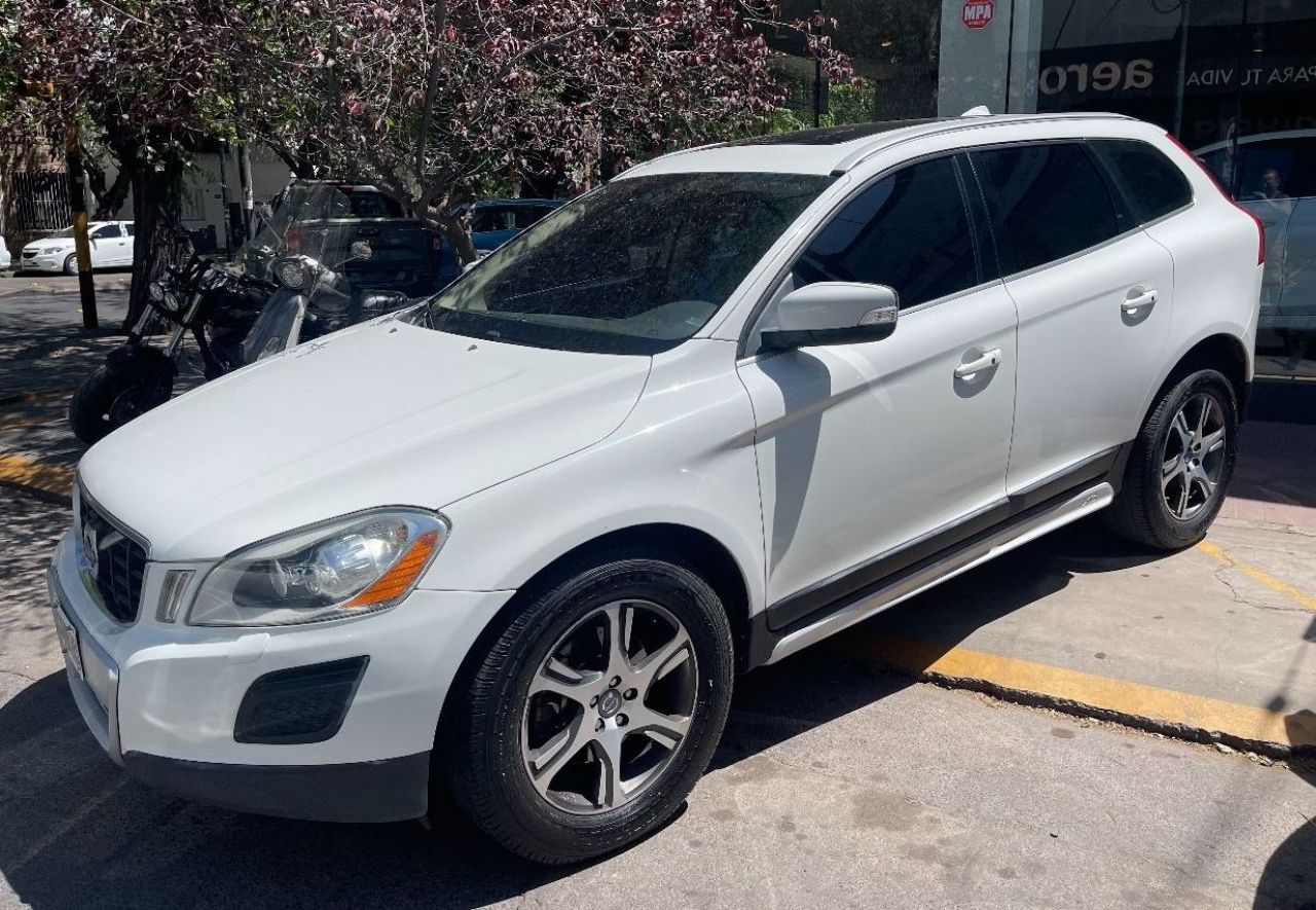 Volvo XC 60 Usado en Mendoza, deRuedas