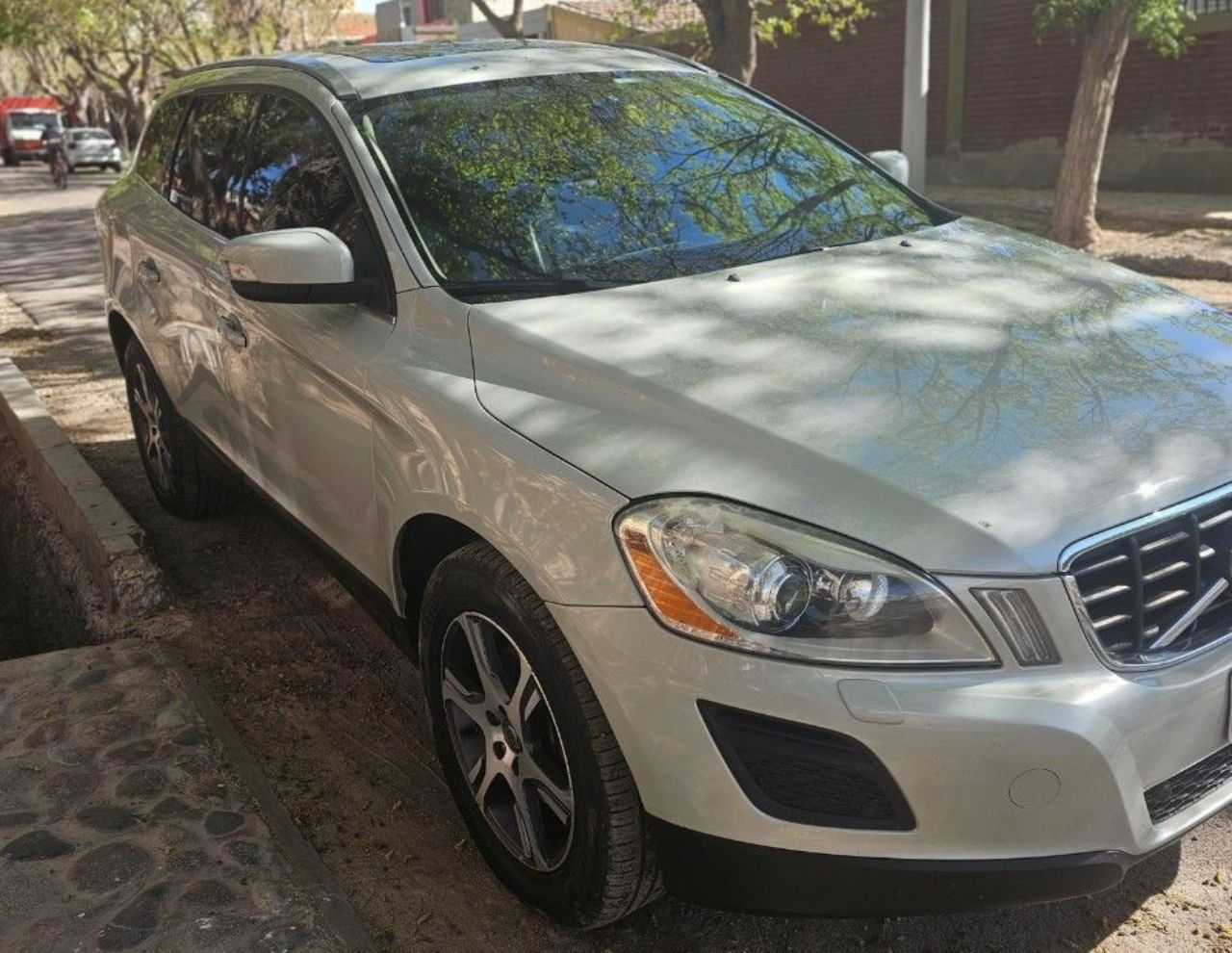Volvo XC 60 Usado en Mendoza, deRuedas