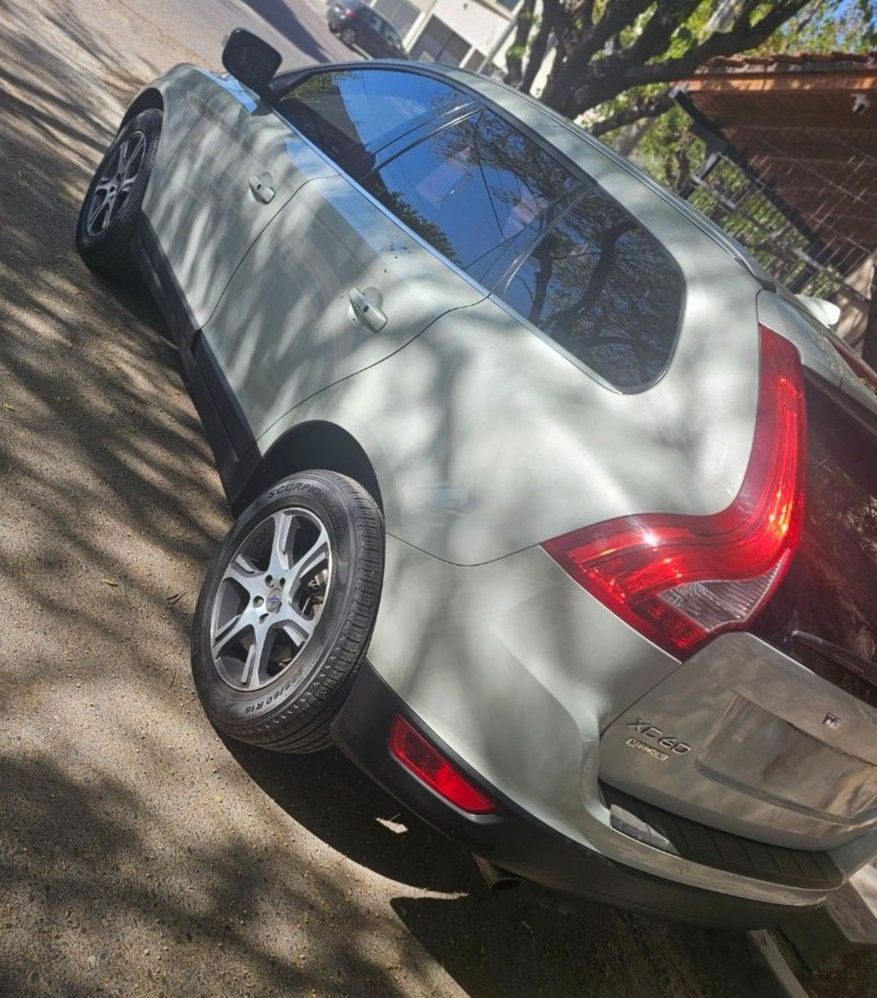 Volvo XC 60 Usado en Mendoza, deRuedas