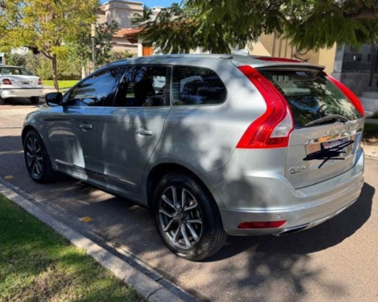 Volvo XC 60 Usado en Mendoza, deRuedas