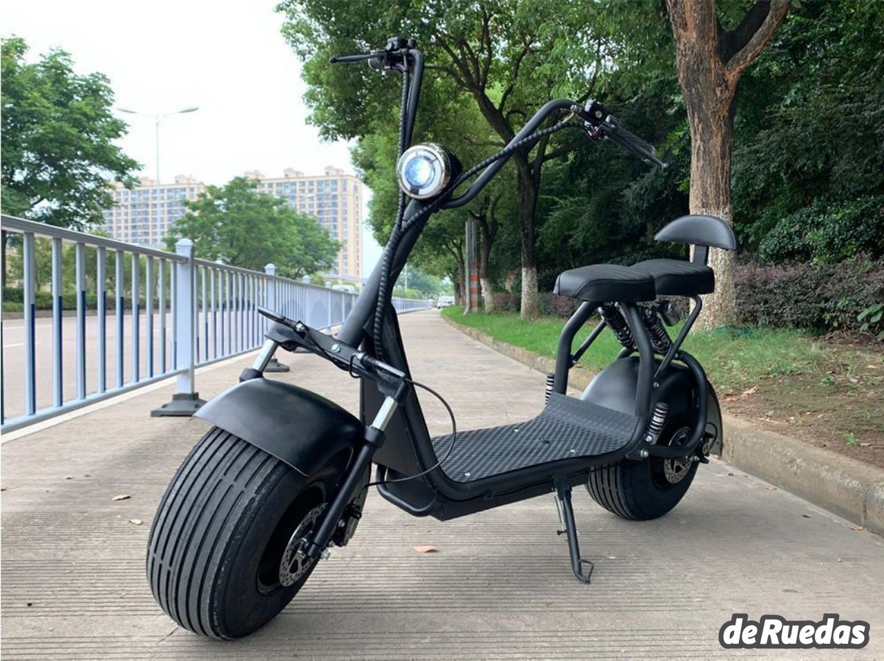 Xaea Scooter Eléctrico Nueva en Mendoza, deRuedas