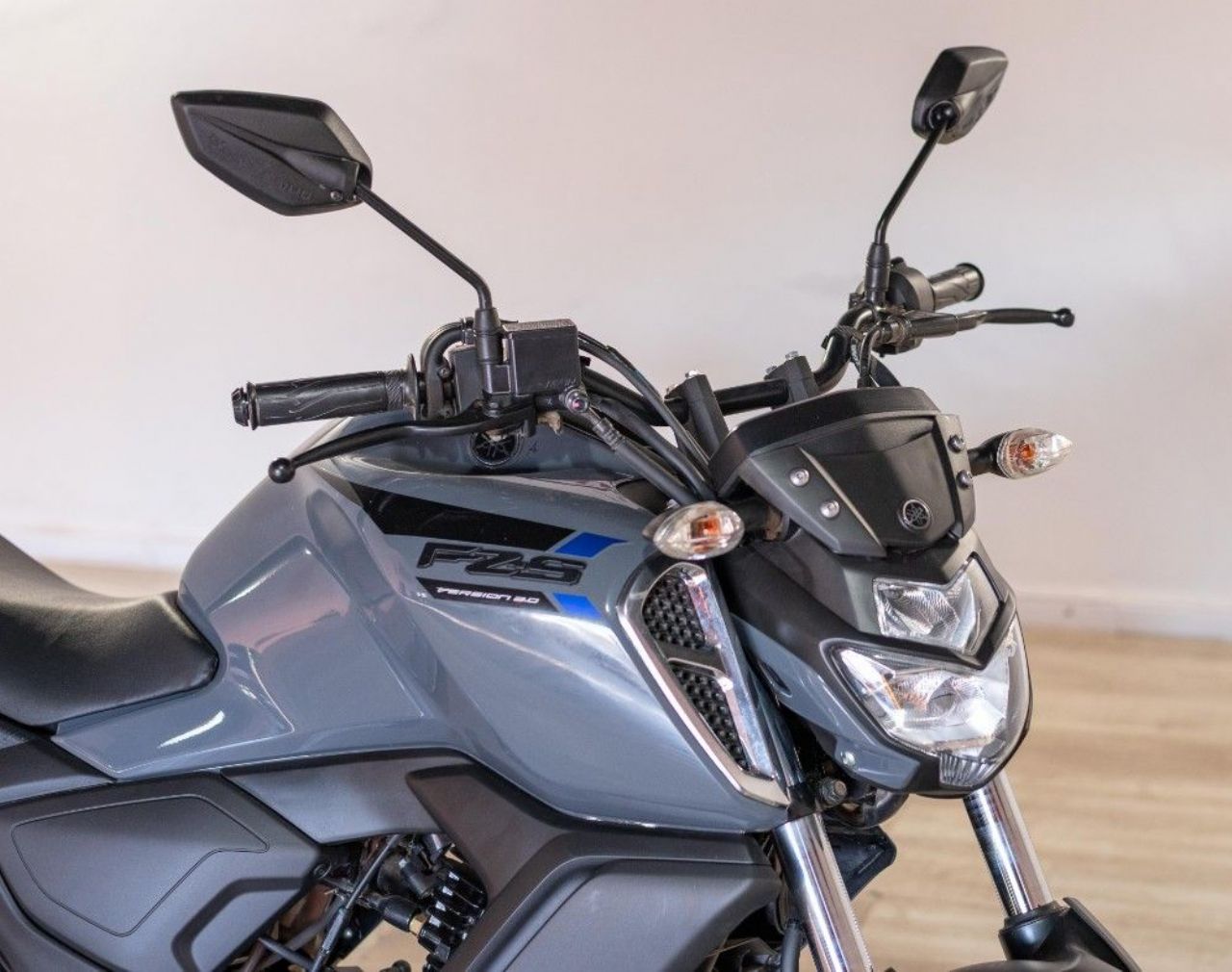 Yamaha FZ -S Nueva Financiado en Córdoba, deRuedas