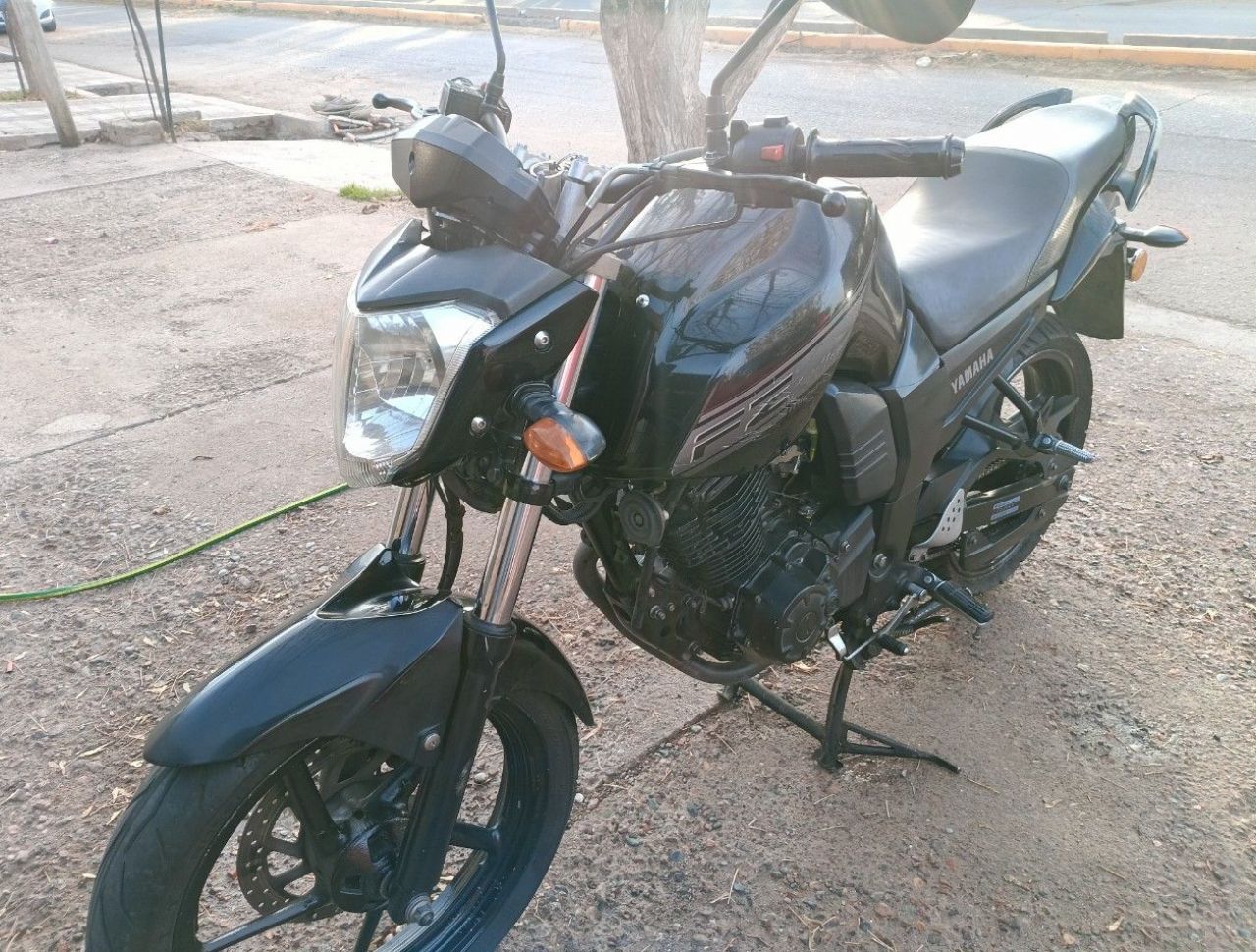 Yamaha FZ Usada en Mendoza, deRuedas