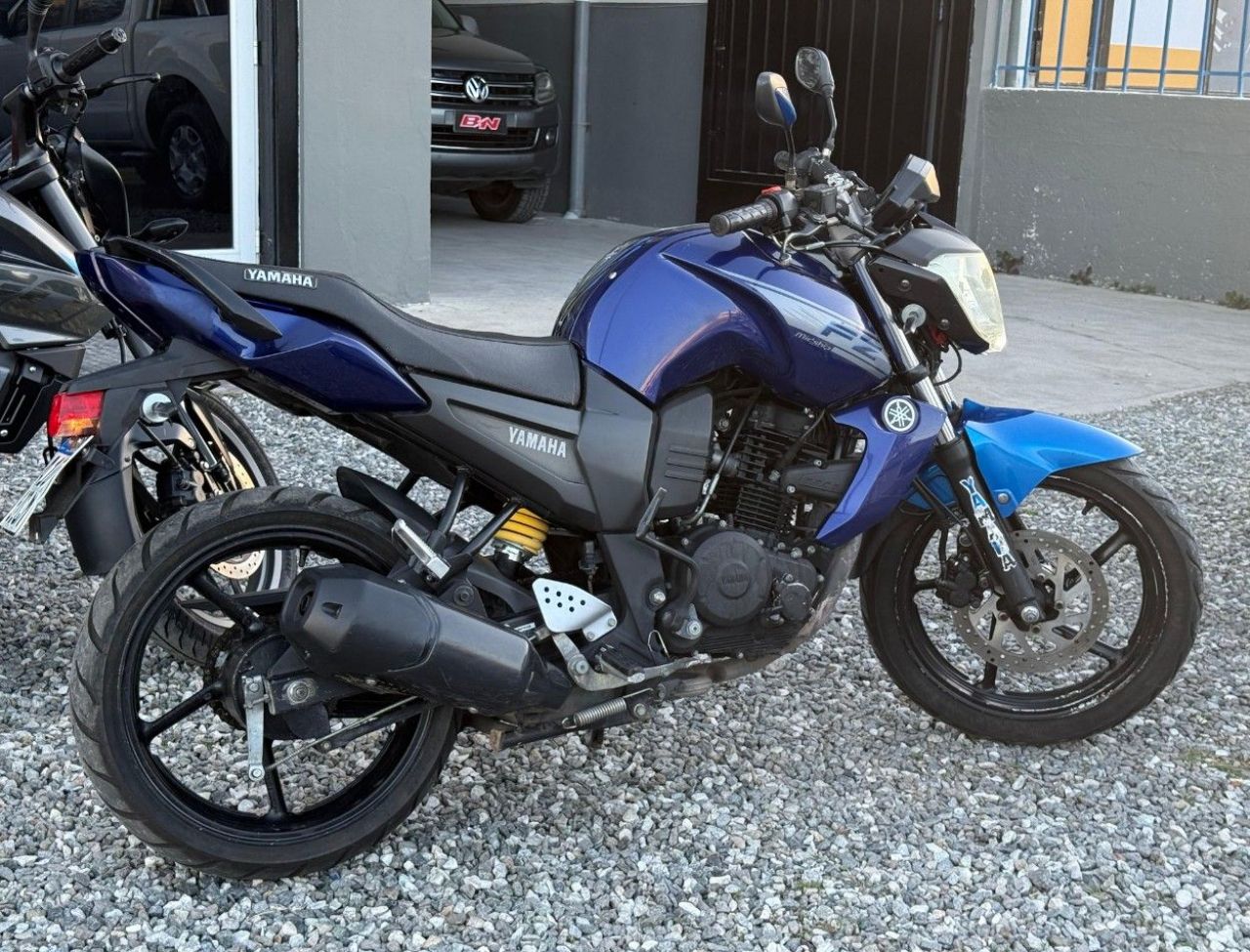 Yamaha FZ Usada en Córdoba, deRuedas