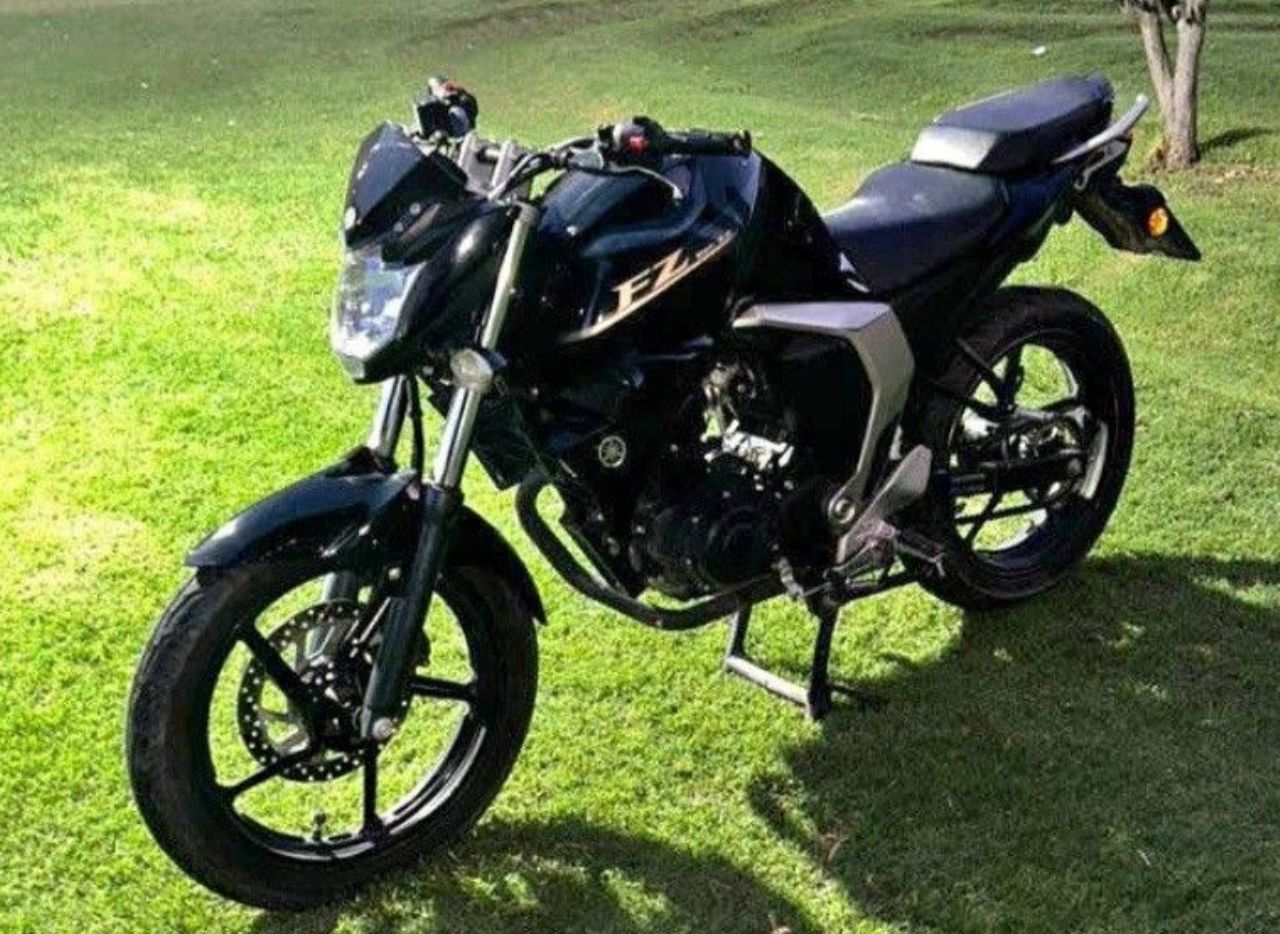 Yamaha FZ Usada en San Juan, deRuedas