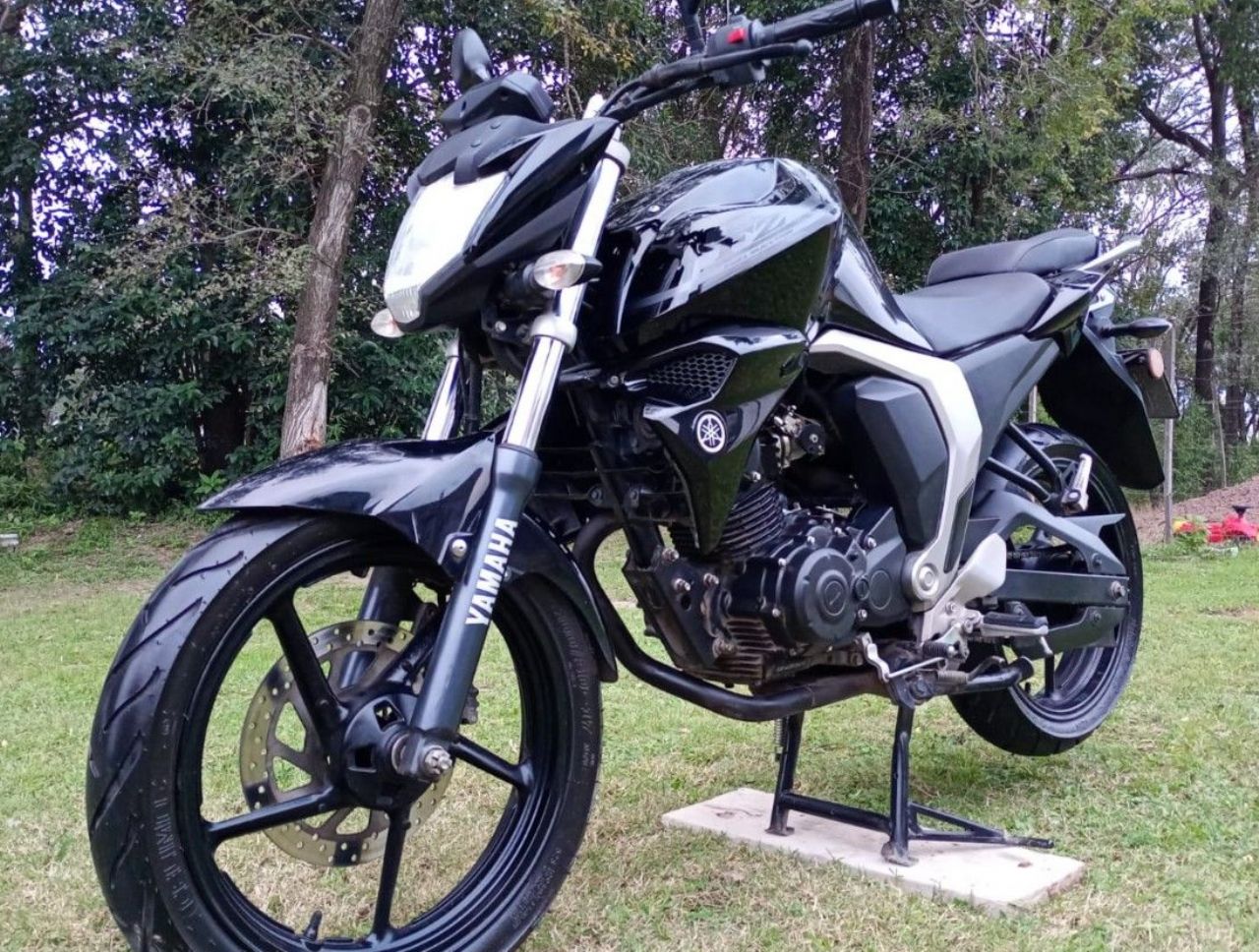 Yamaha FZ Usada en Córdoba, deRuedas
