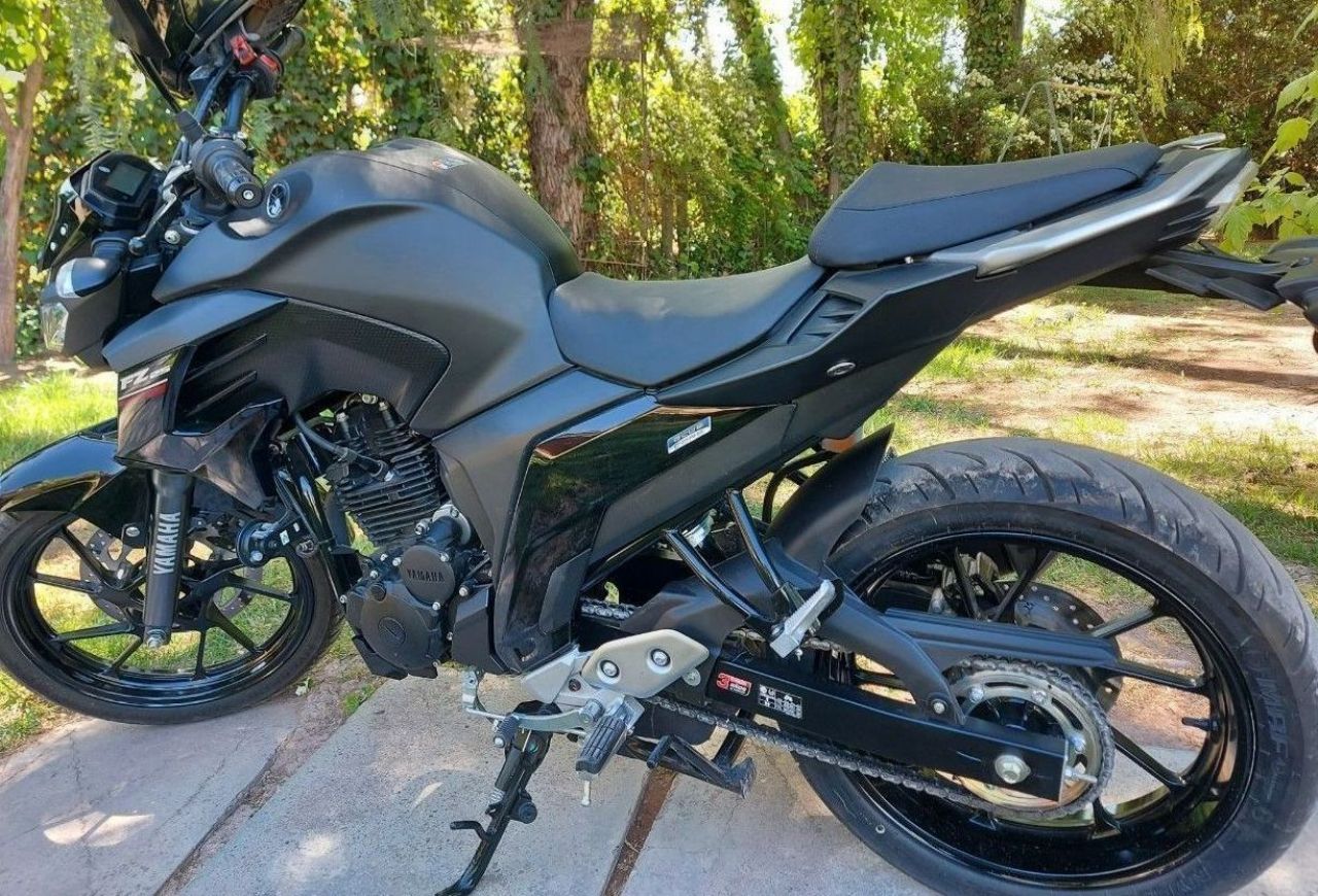 Yamaha FZ Usada en Mendoza, deRuedas