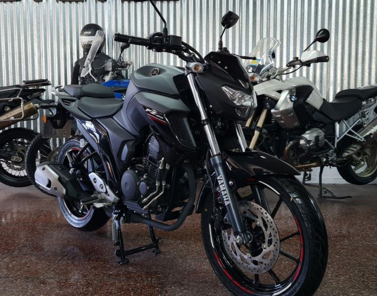 Yamaha FZ Usada en Mendoza, deRuedas