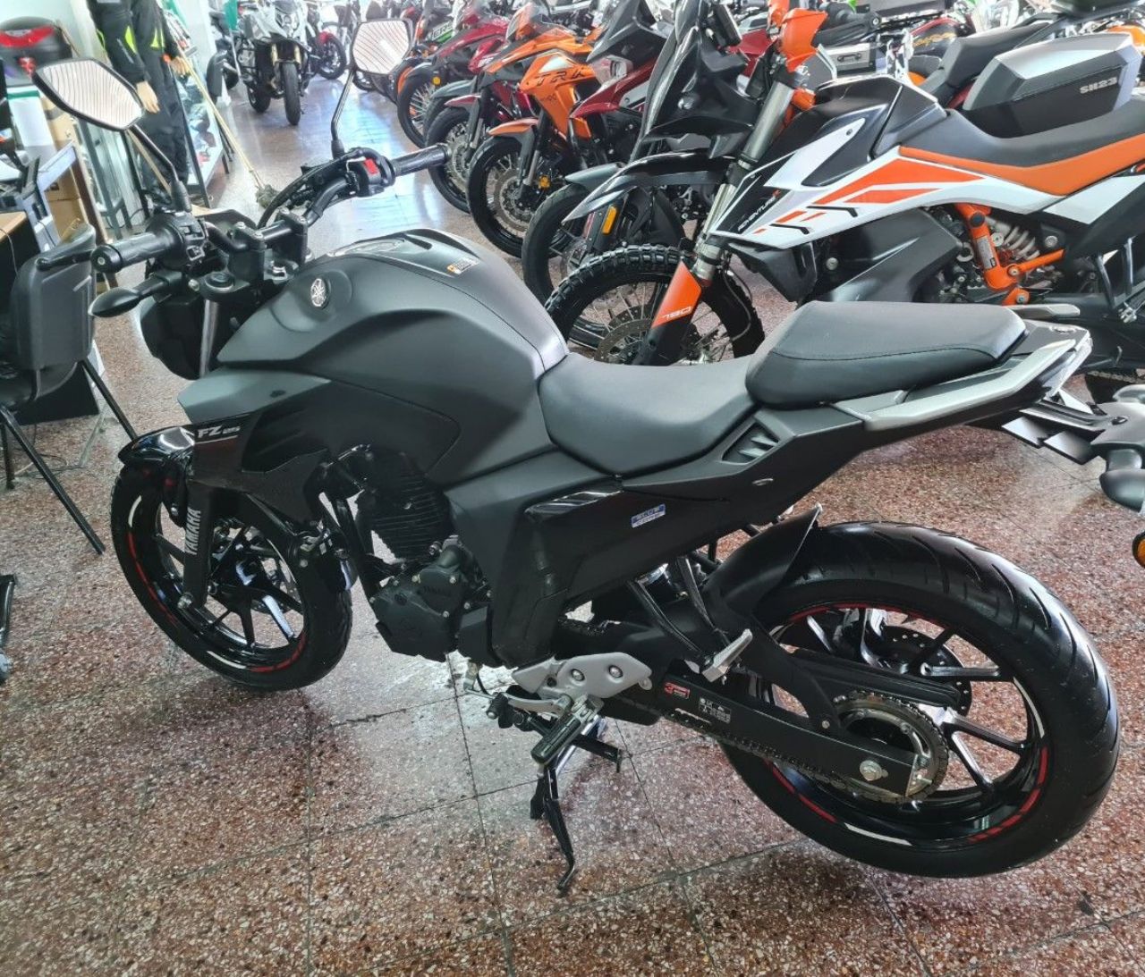 Yamaha FZ Usada en Mendoza, deRuedas