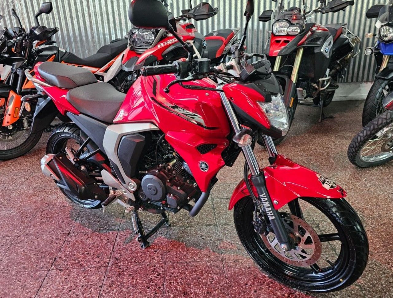 Yamaha FZ Usada Financiado en Mendoza, deRuedas
