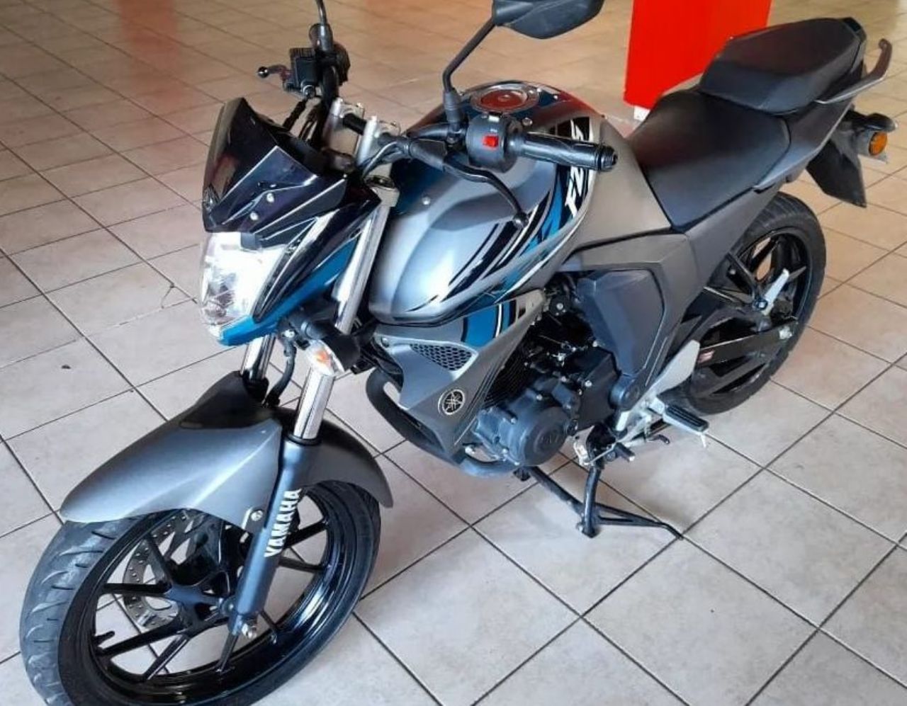 Yamaha FZ Usada en Córdoba, deRuedas