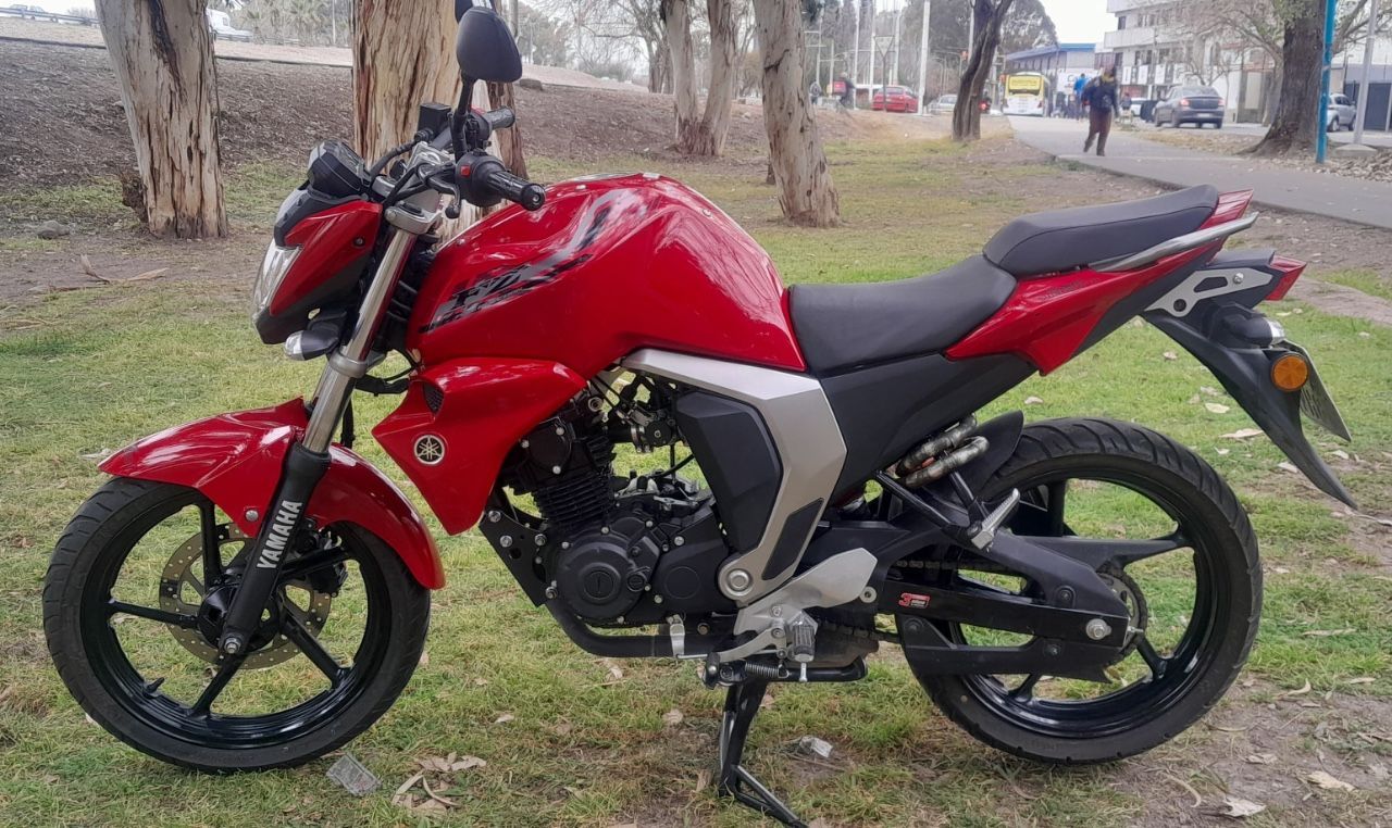 Yamaha FZ Usada en Mendoza, deRuedas