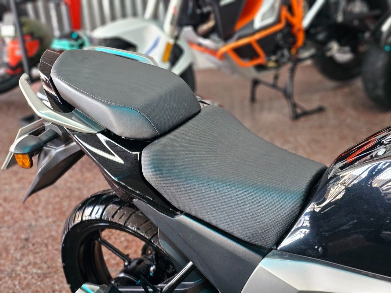 Yamaha FZ Usada Financiado en Mendoza, deRuedas