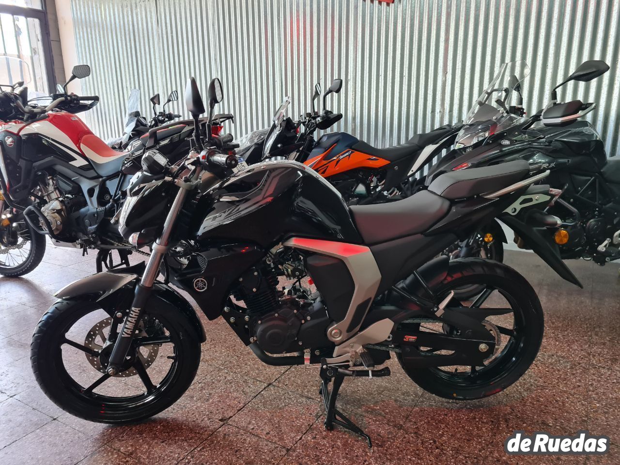 Yamaha FZ Nueva en Mendoza, deRuedas