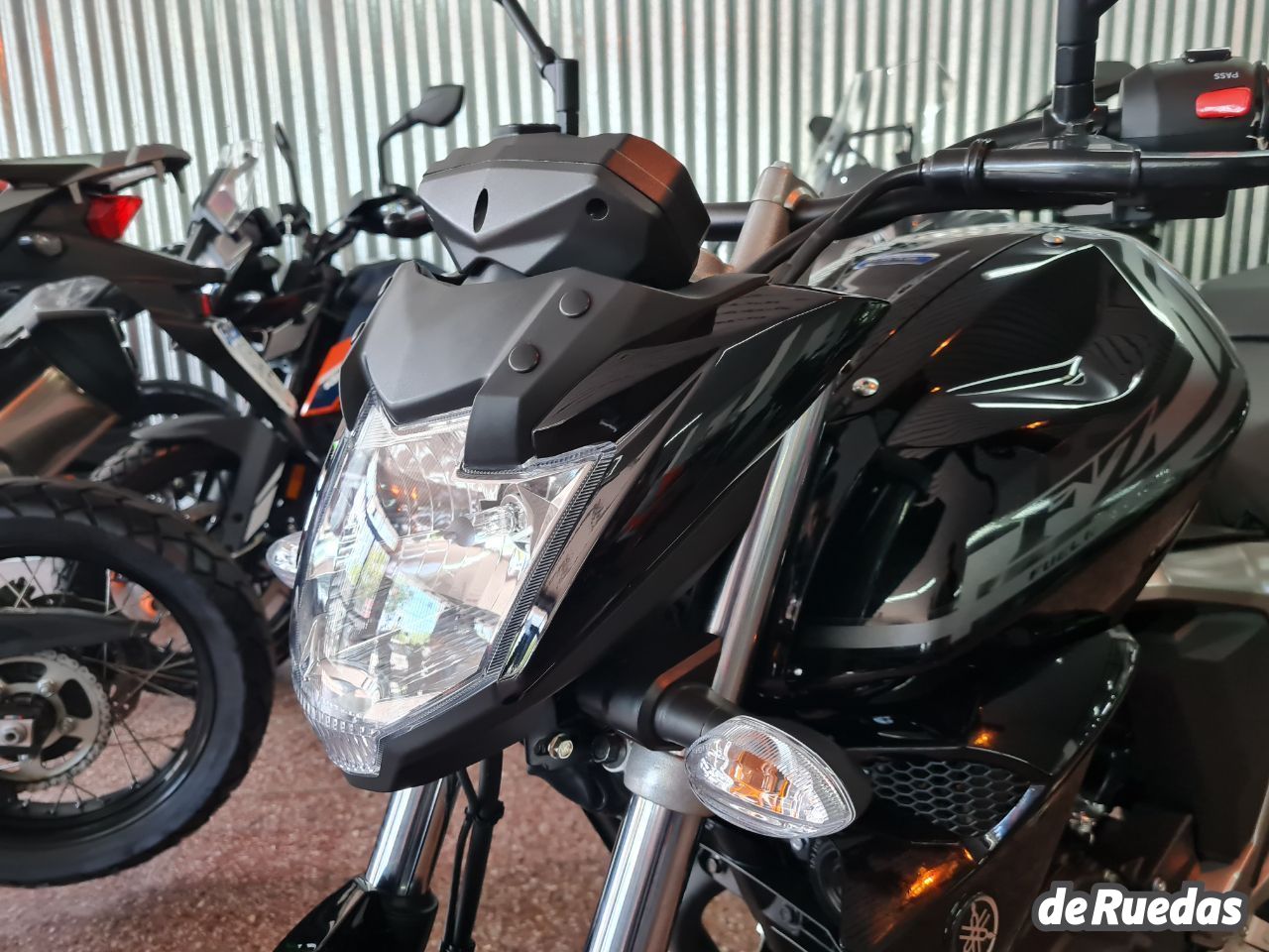 Yamaha FZ Nueva en Mendoza, deRuedas
