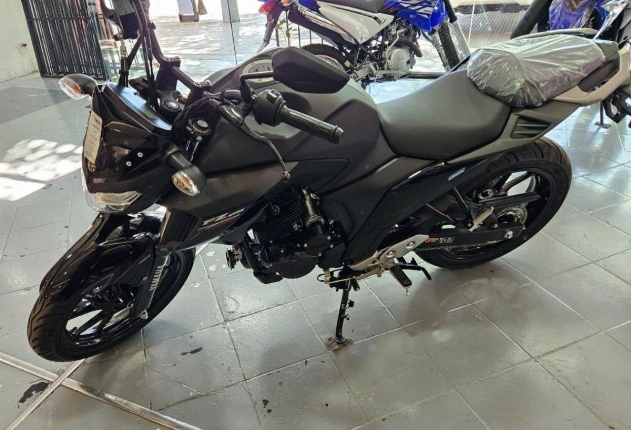 Yamaha FZ Nueva en Mendoza, deRuedas