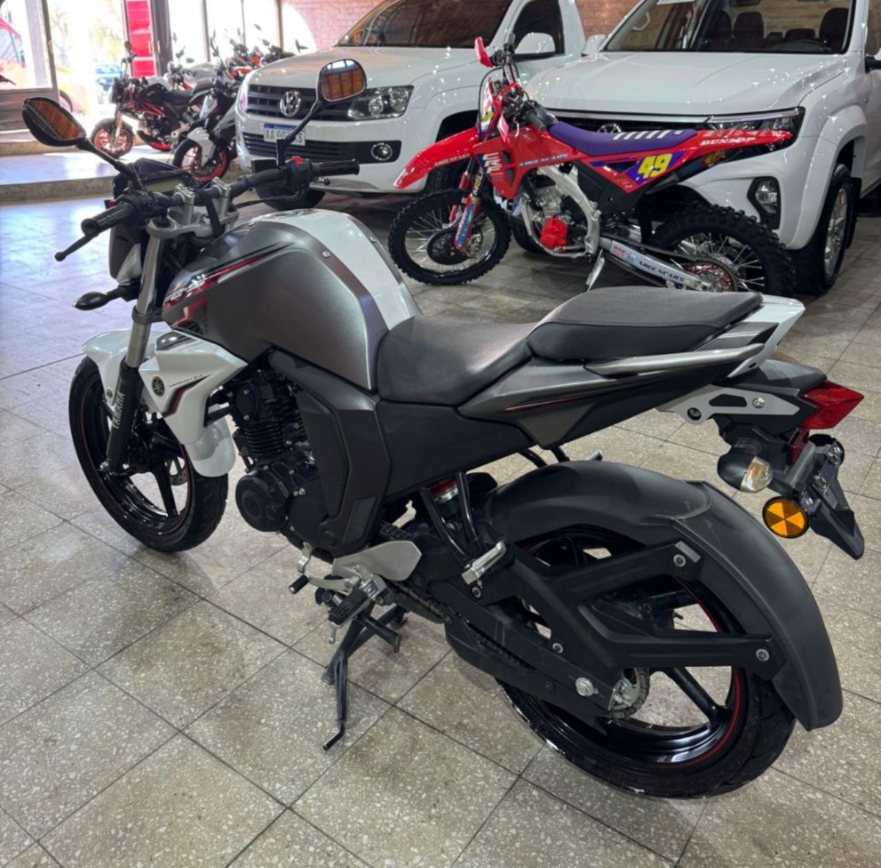 Yamaha FZ-S Usada en San Juan, deRuedas