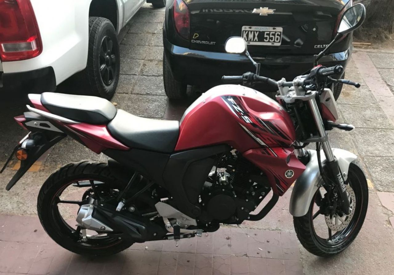 Yamaha FZ-S Usada en Mendoza, deRuedas