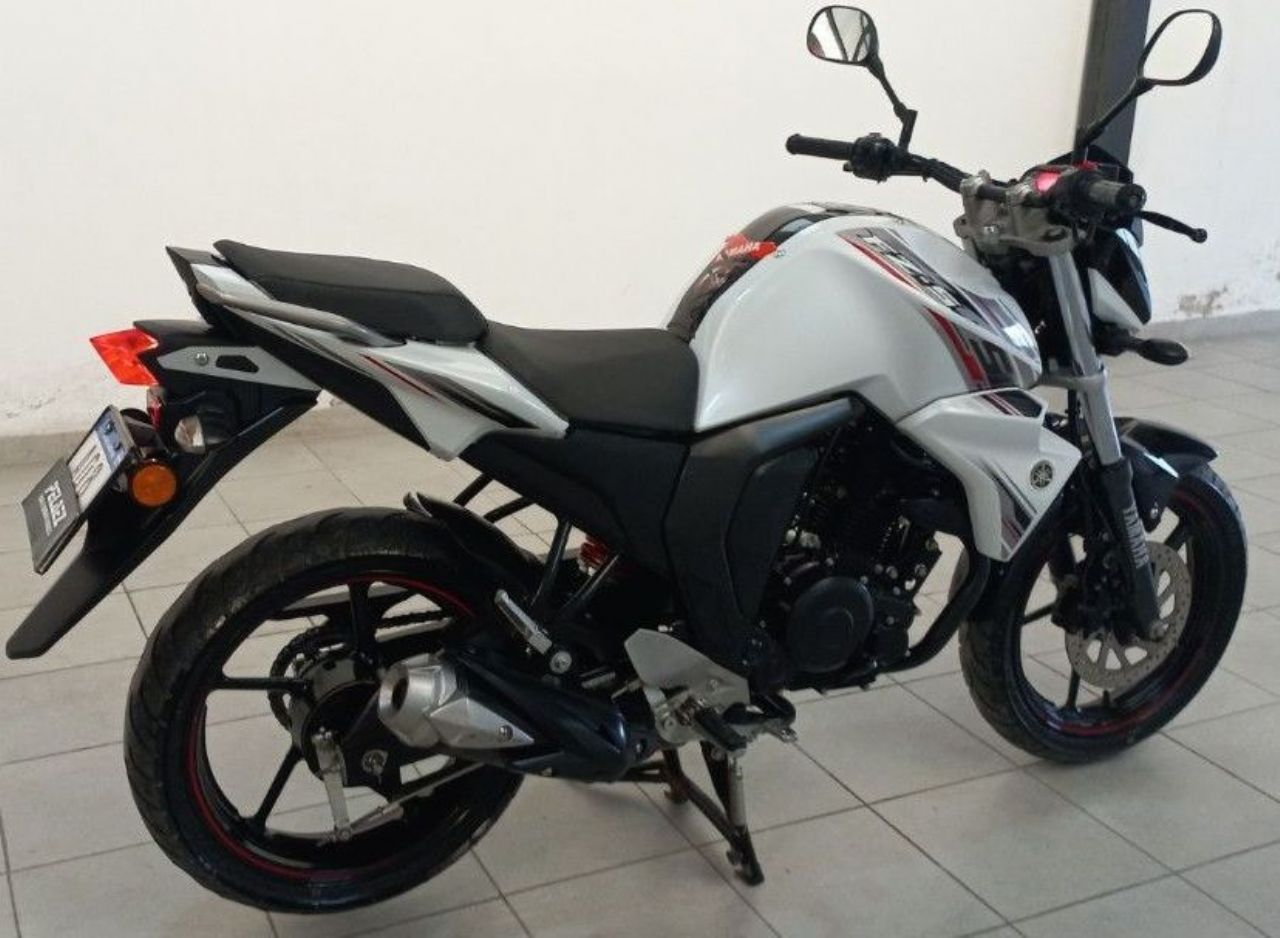 Yamaha FZ-S Usada en Mendoza, deRuedas