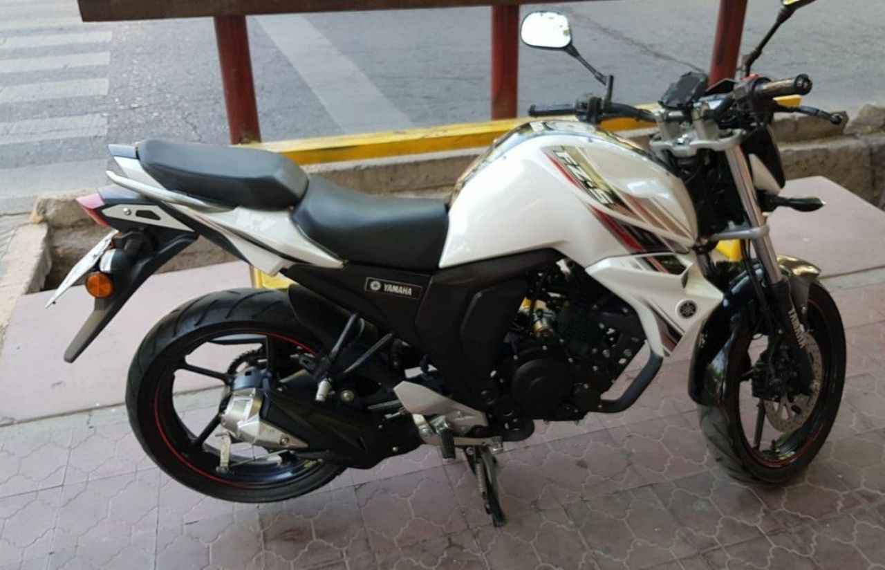 Yamaha FZ-S Usada en Mendoza, deRuedas