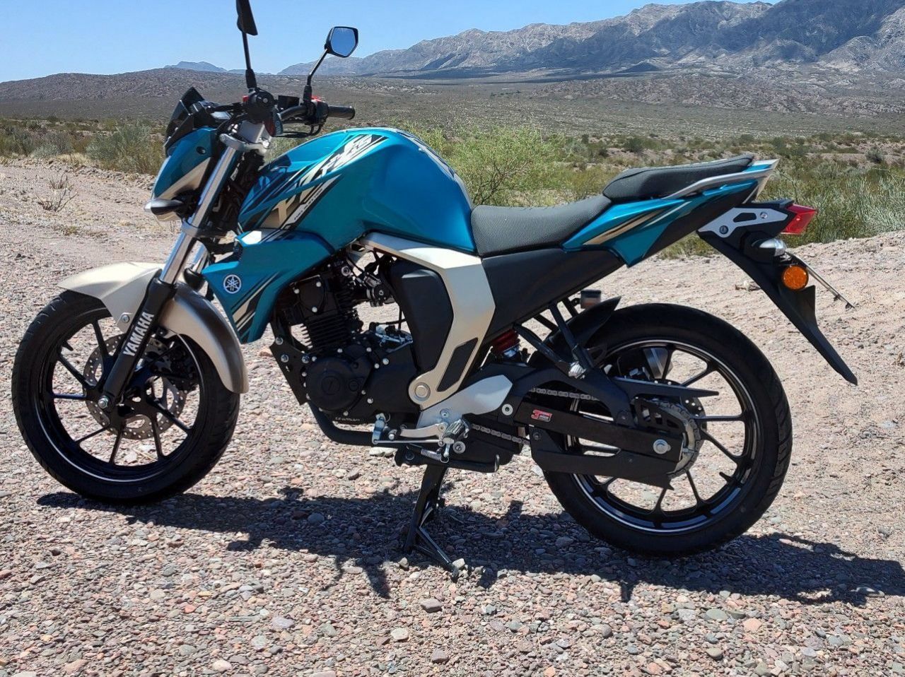 Yamaha FZ-S Usada en San Juan, deRuedas