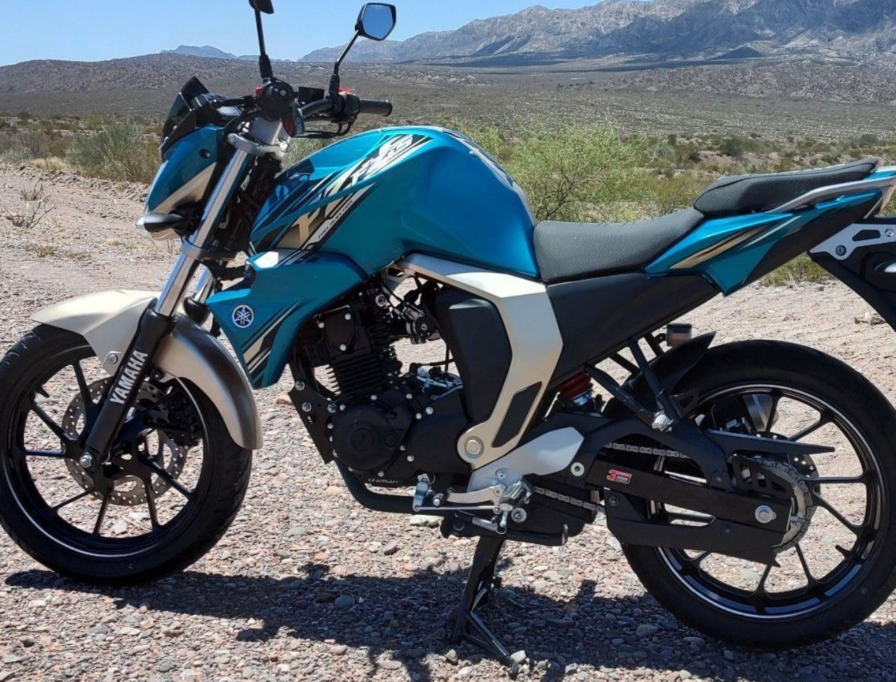 Yamaha FZ-S Usada en San Juan, deRuedas