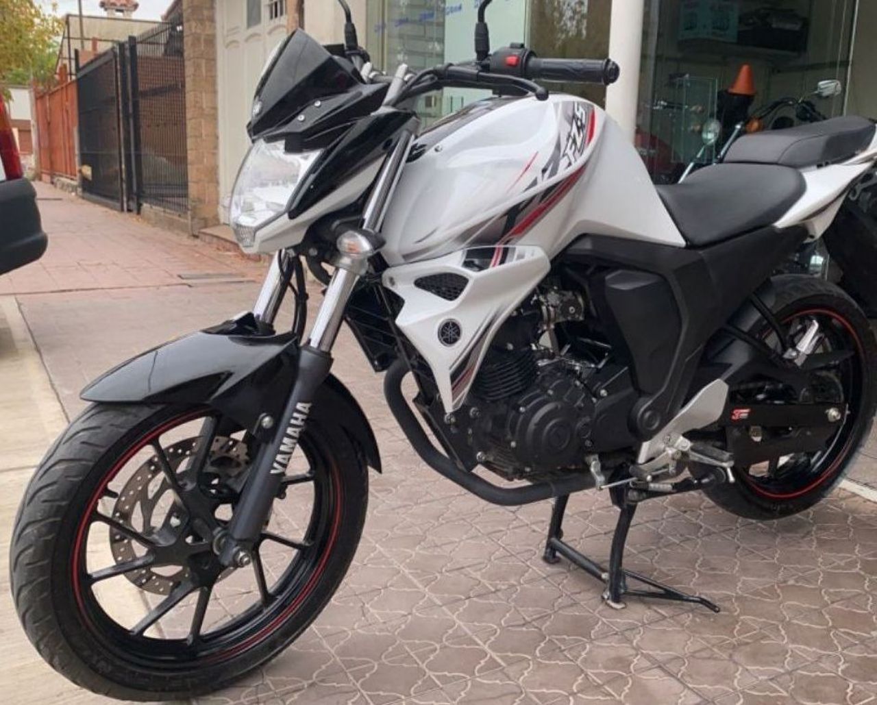 Yamaha FZ-S Usada en Mendoza, deRuedas