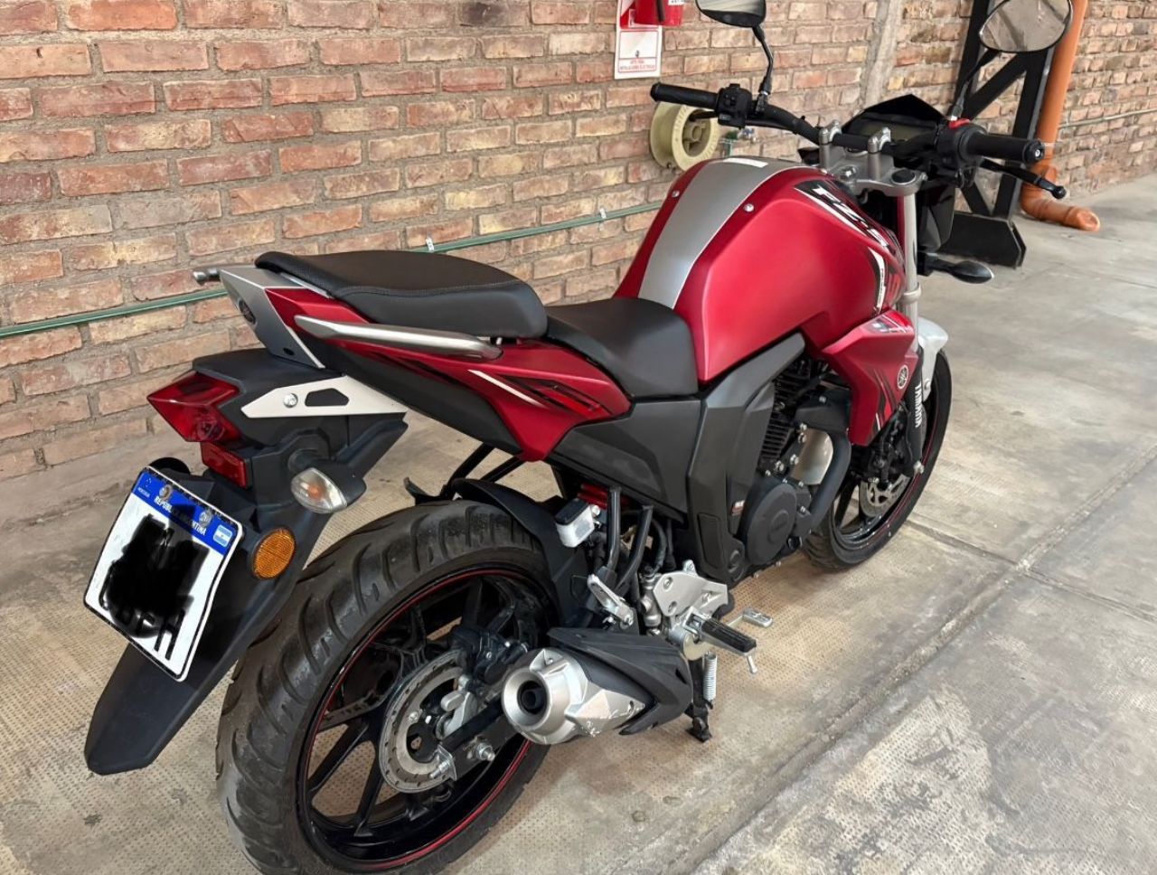 Yamaha FZ-S Usada en Mendoza, deRuedas
