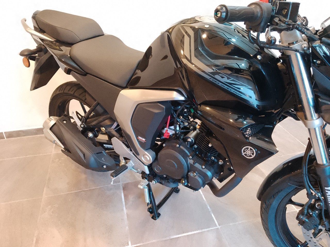 Yamaha FZ-S Nueva en Mendoza, deRuedas