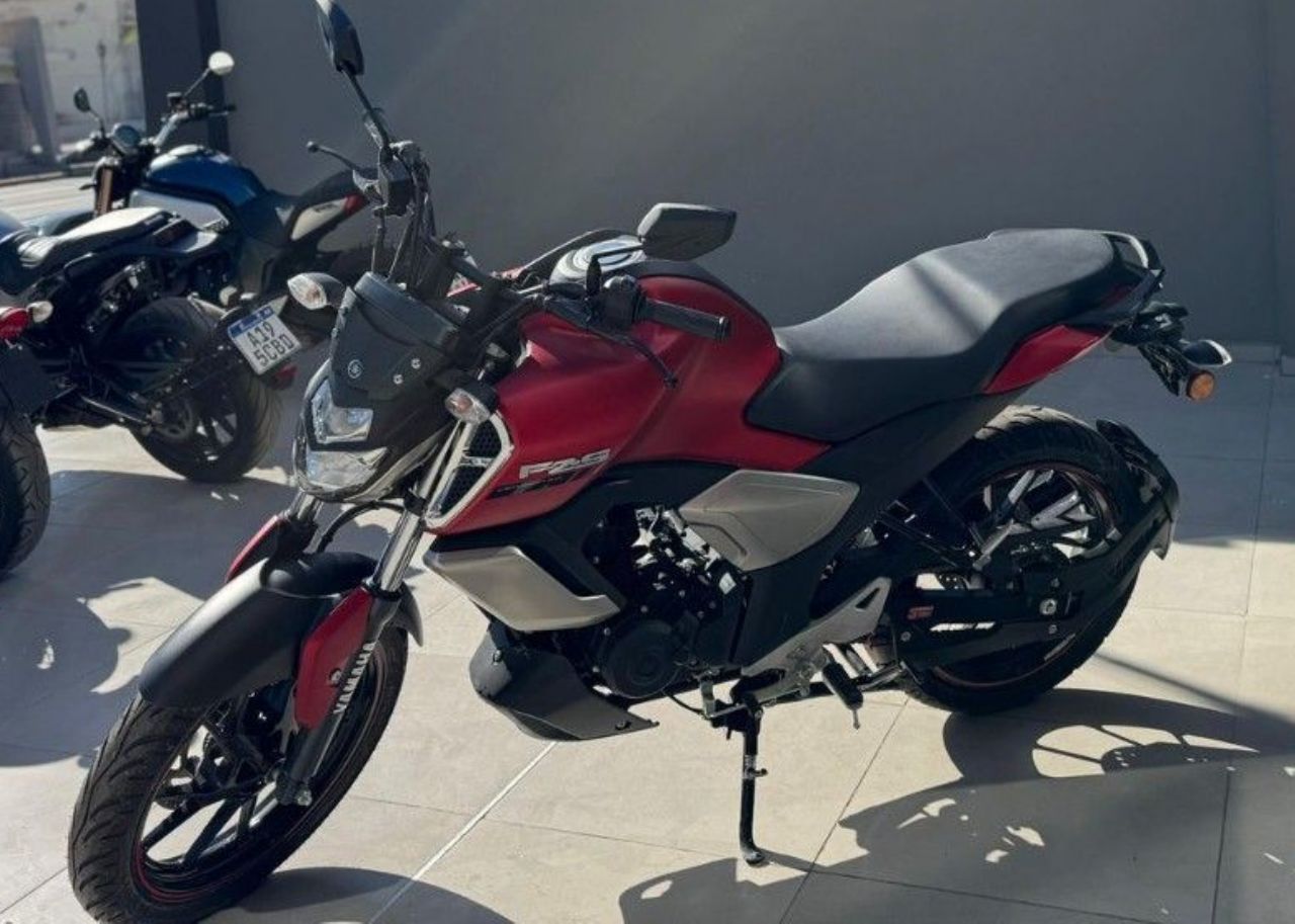 Yamaha FZ-S Nueva Financiado en San Juan, deRuedas