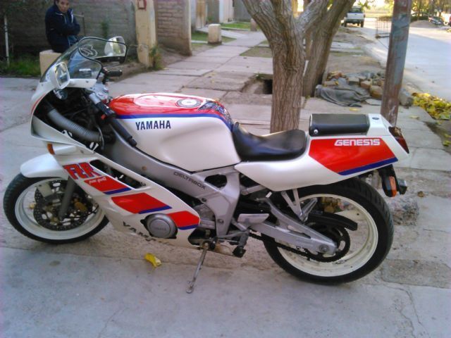 Yamaha FZR Usada en Mendoza, deRuedas