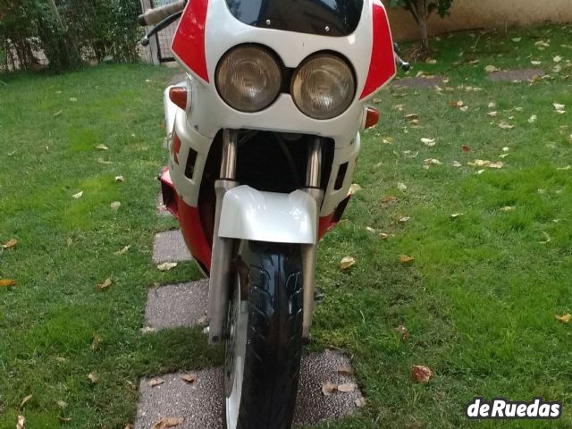 Yamaha FZR Usada en Mendoza, deRuedas