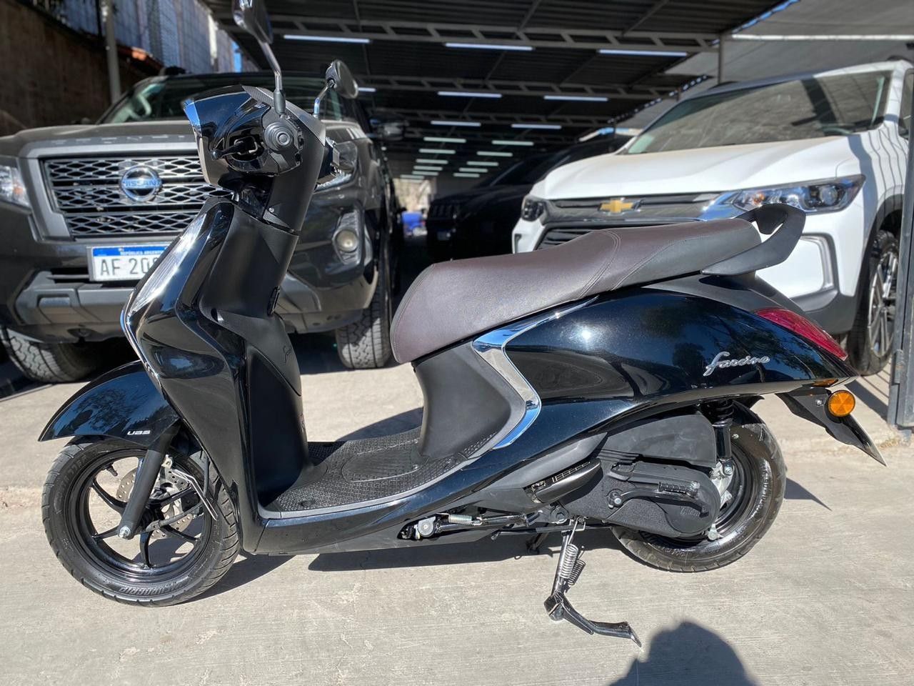 Yamaha Fascino Usada en San Juan, deRuedas